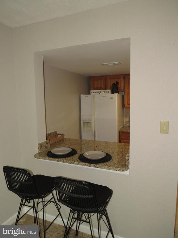1709 IVY OAK SQUARE 18