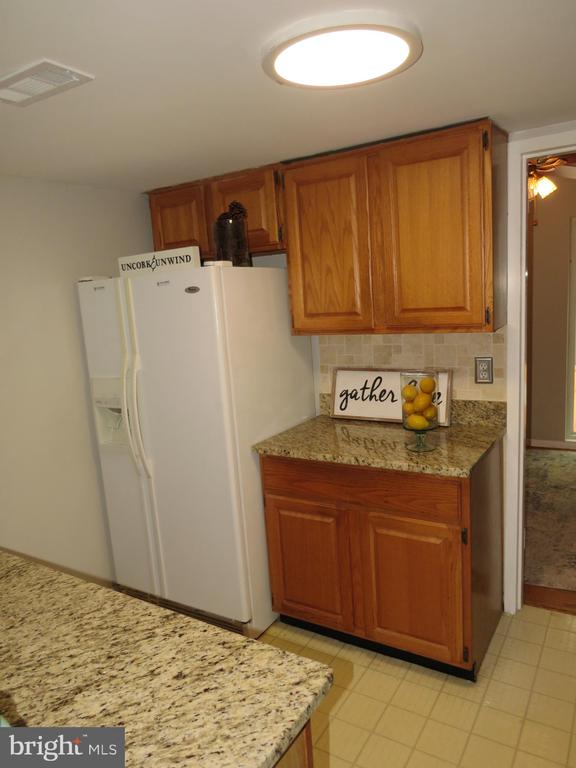 1709 IVY OAK SQUARE 18