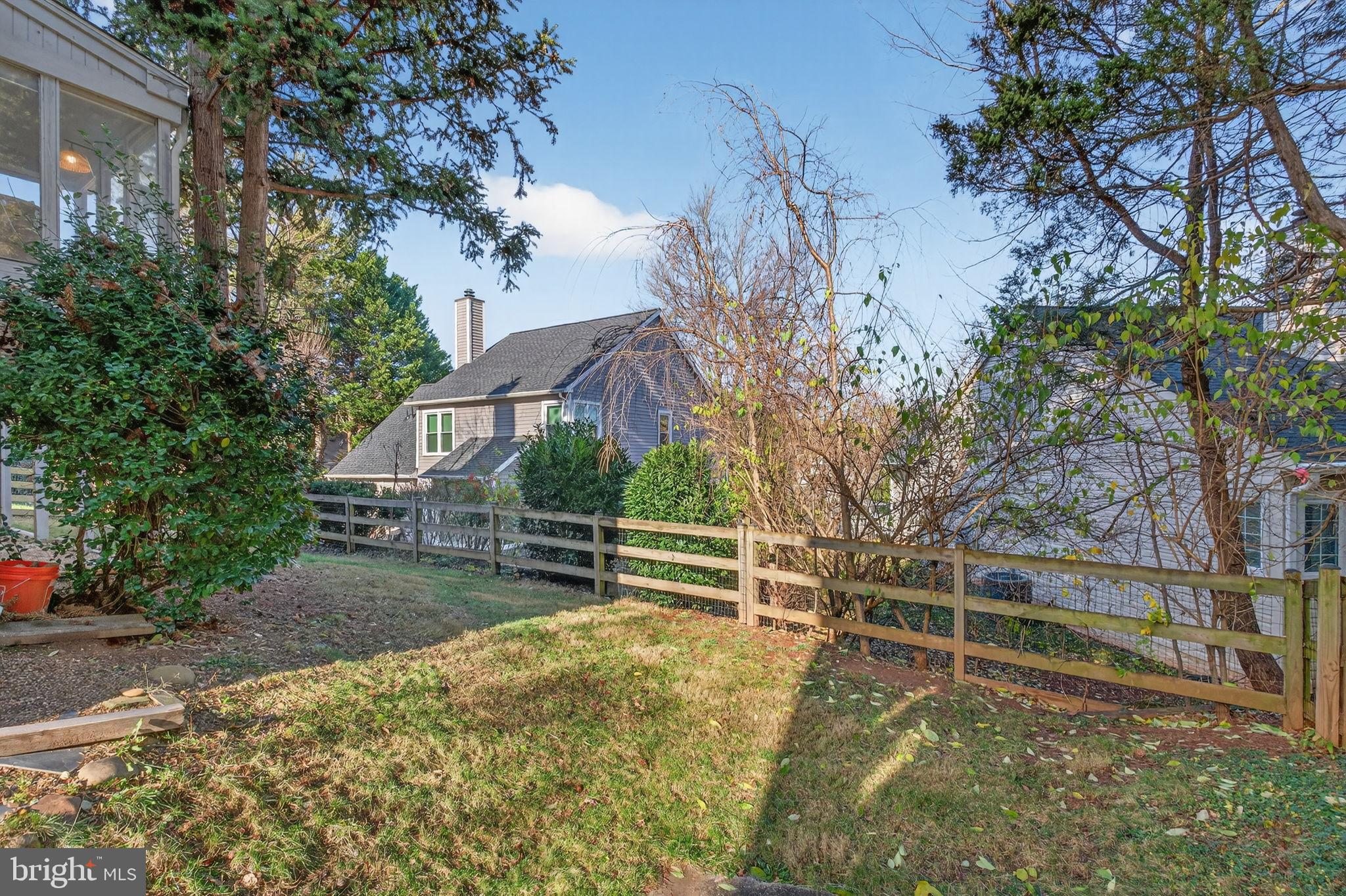 46526 CEDARHURST DRIVE