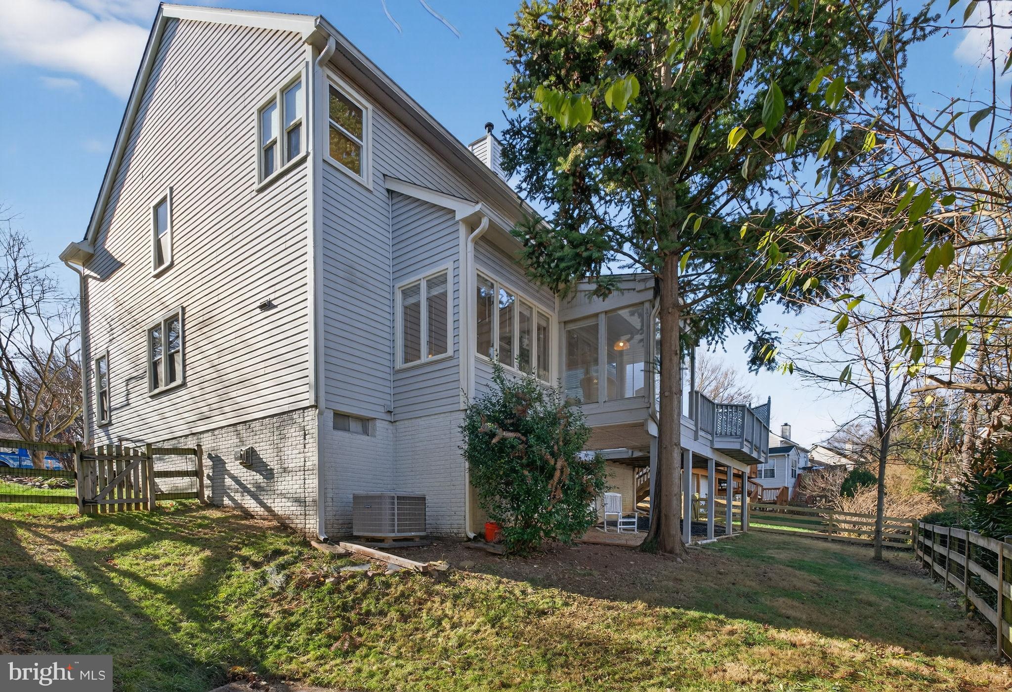 46526 CEDARHURST DRIVE