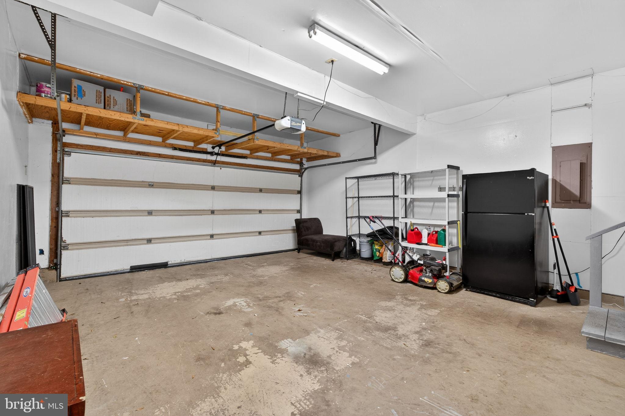 46526 CEDARHURST DRIVE