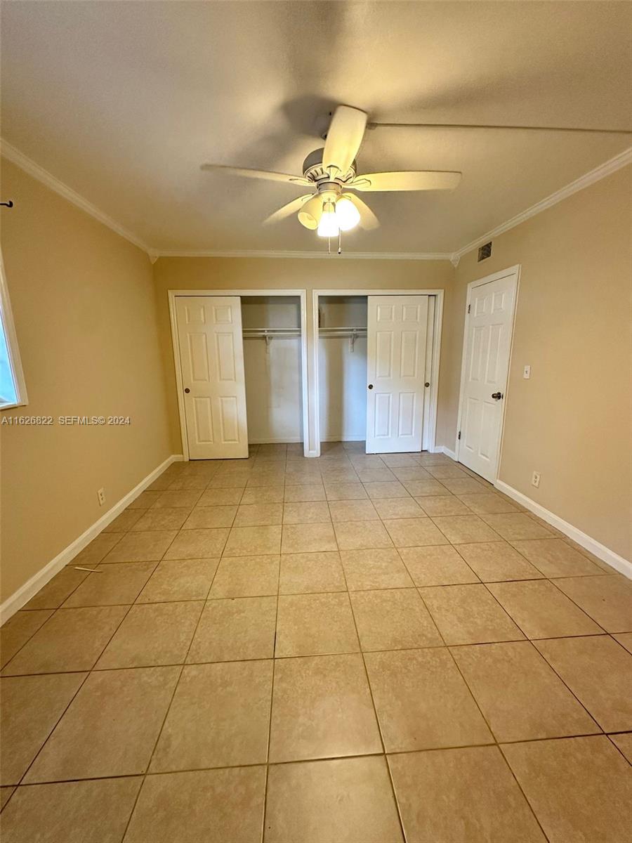 290 NE 40th Street 14