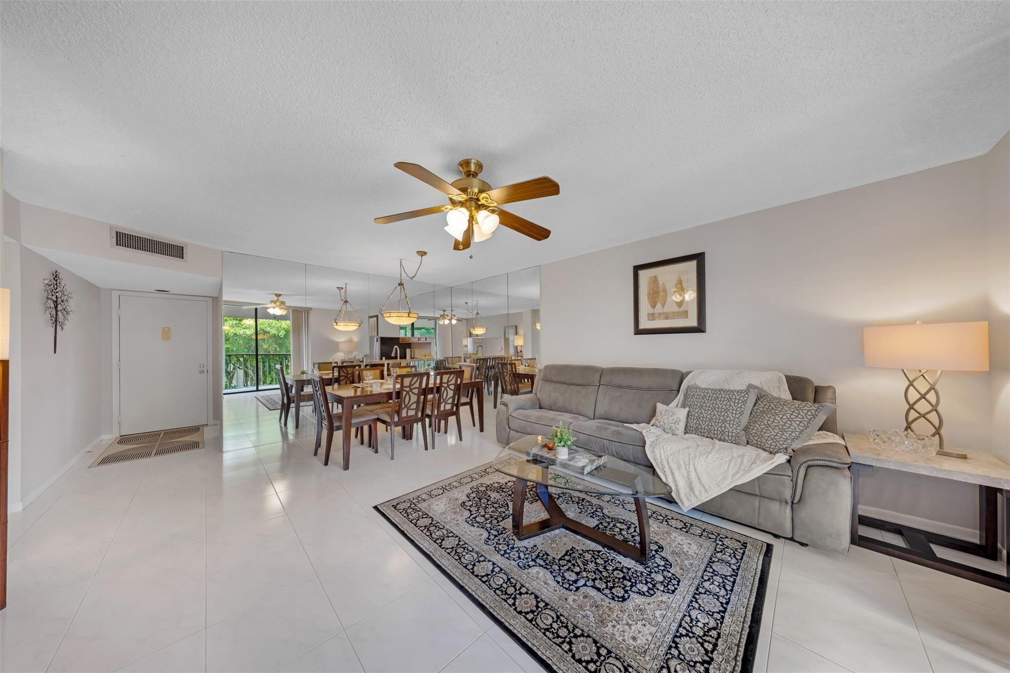 5250 Las Verdes Circle 317