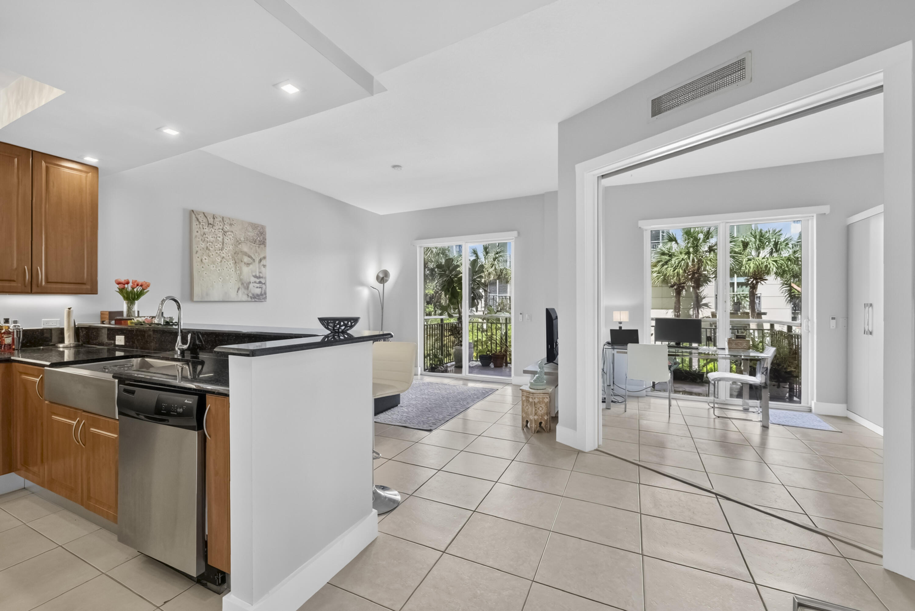 2631 NE 14th Avenue 216 Wilton Manors Fl Us 33334 B26089569