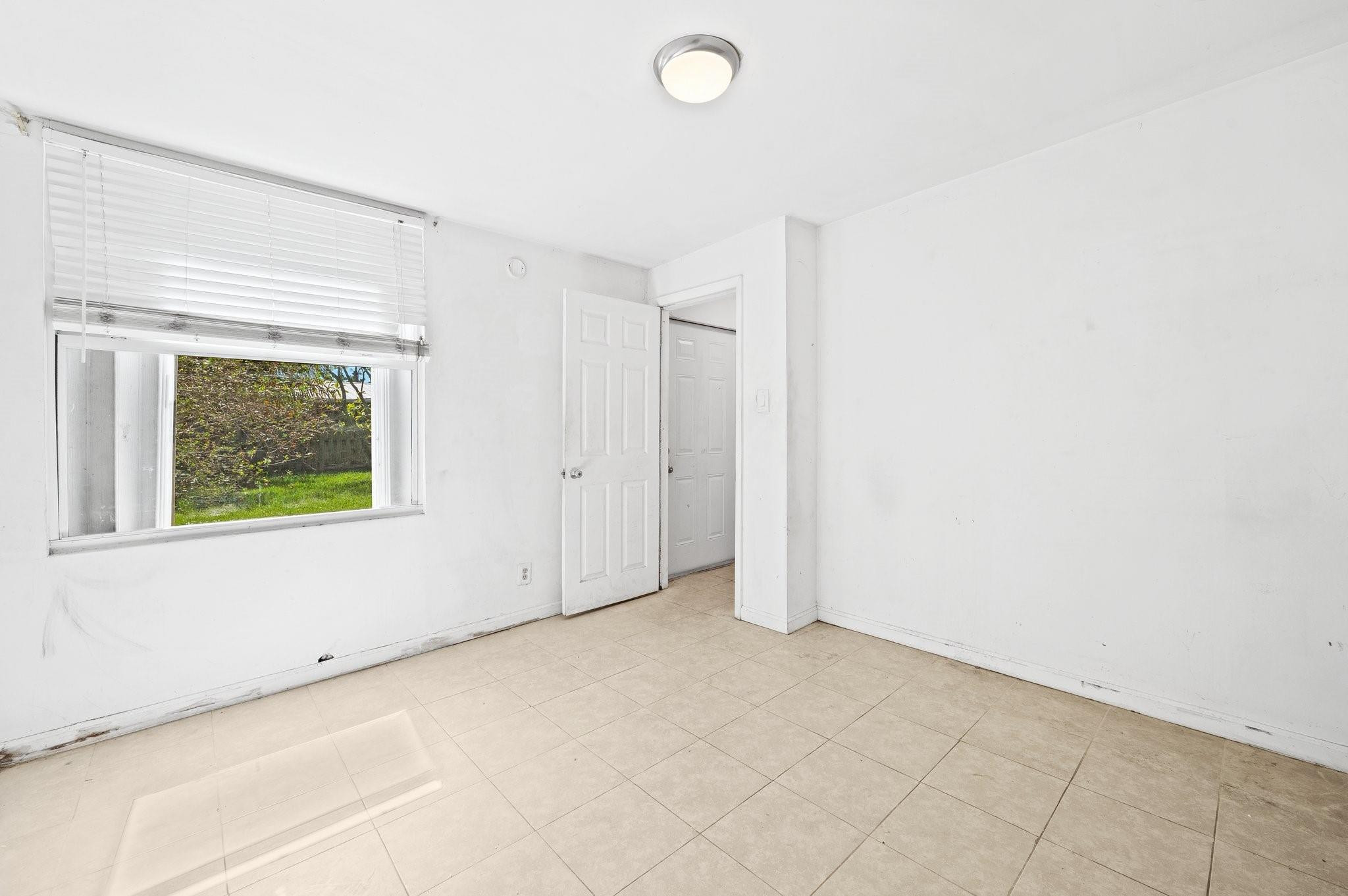 770 NW 38th Street
