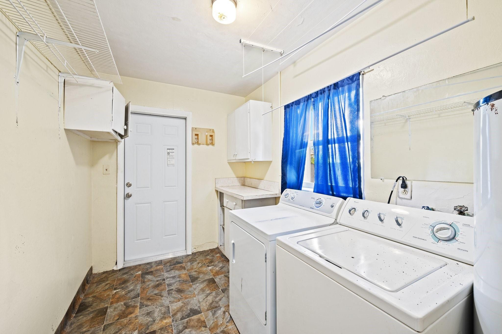 770 NW 38th Street