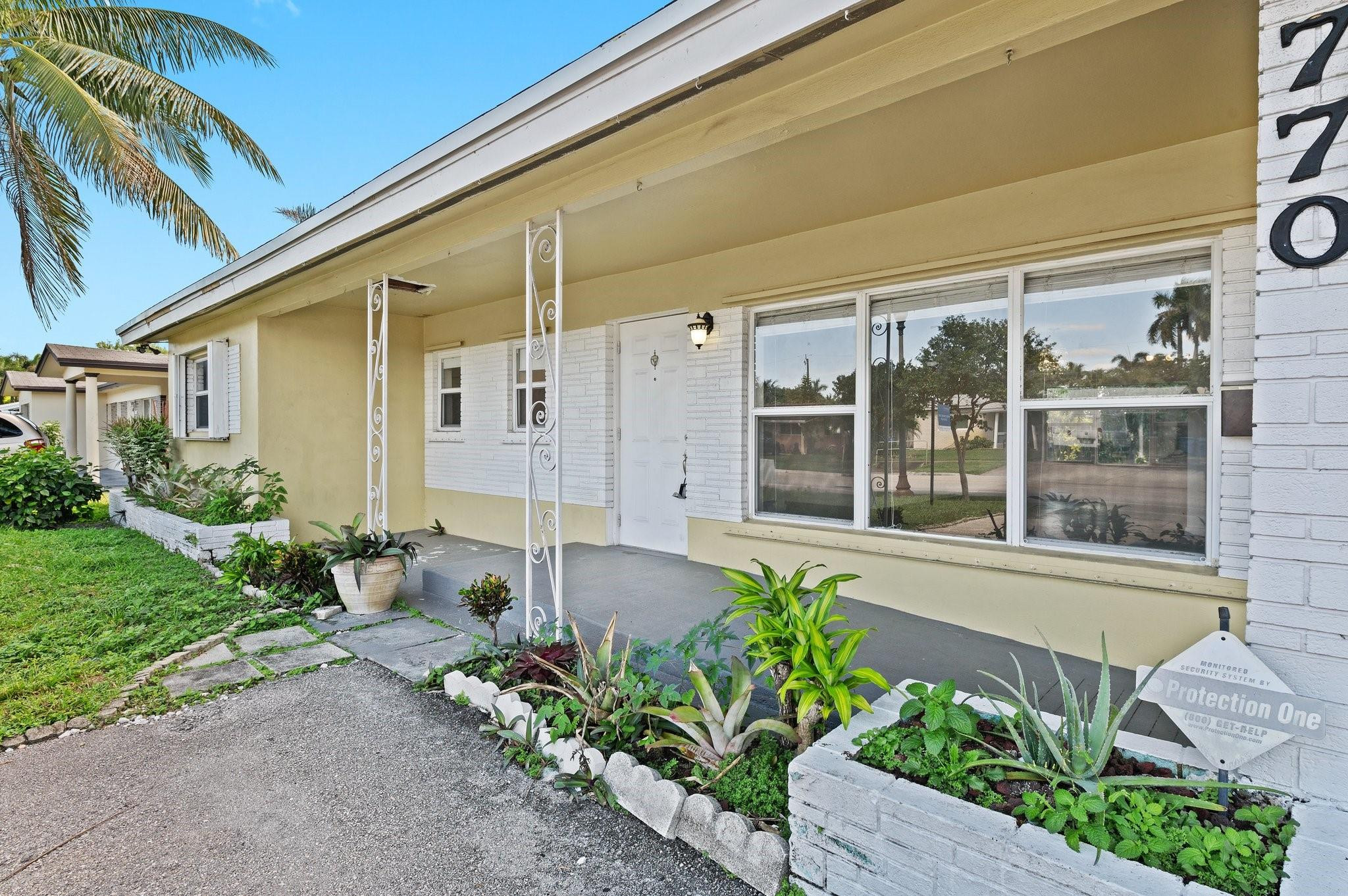 770 NW 38th Street