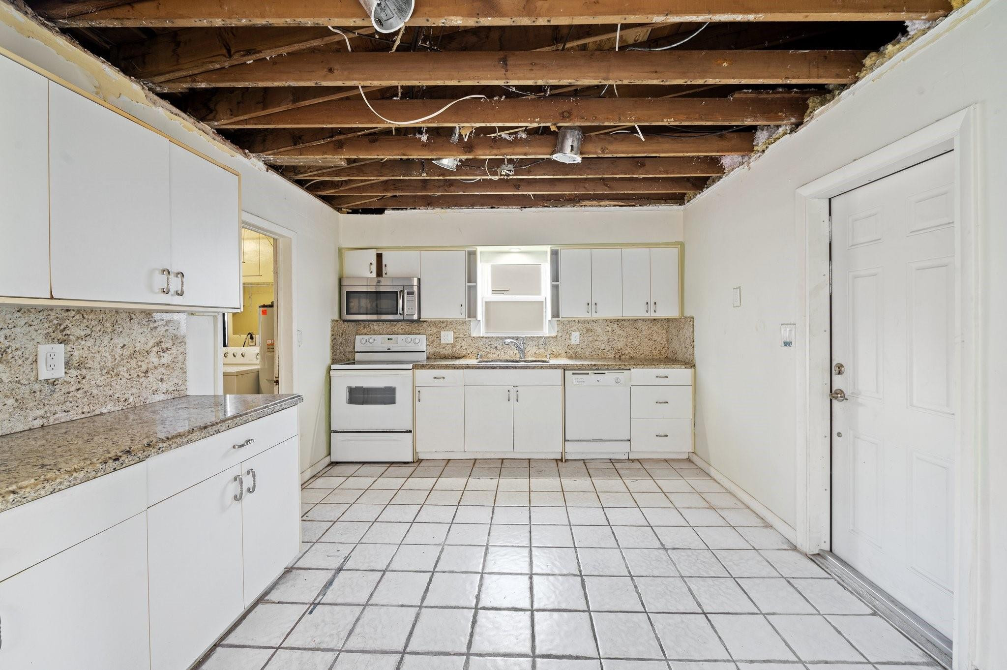 770 NW 38th Street