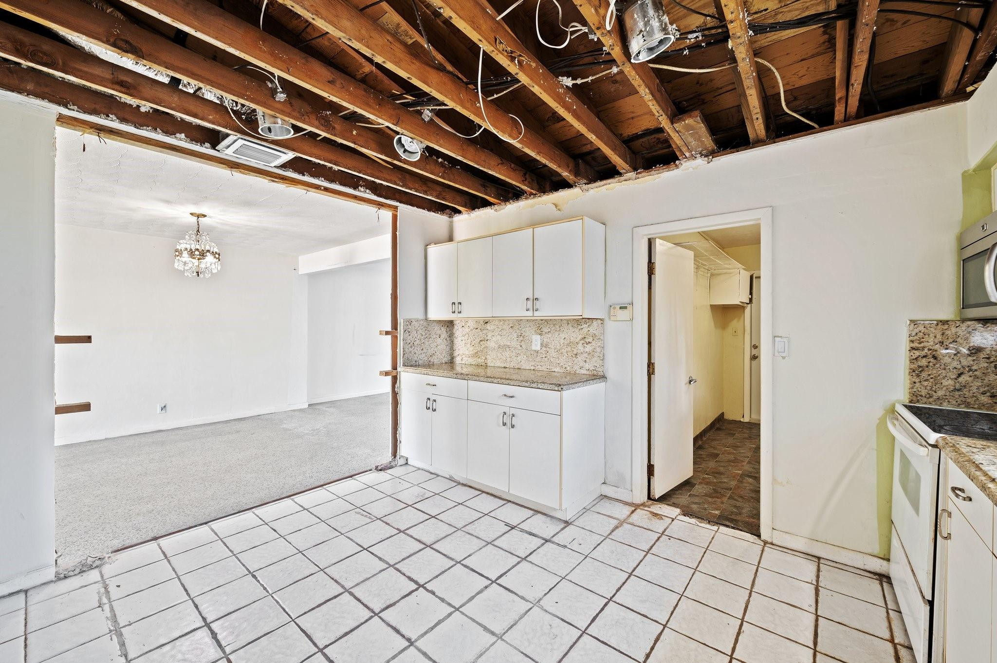770 NW 38th Street