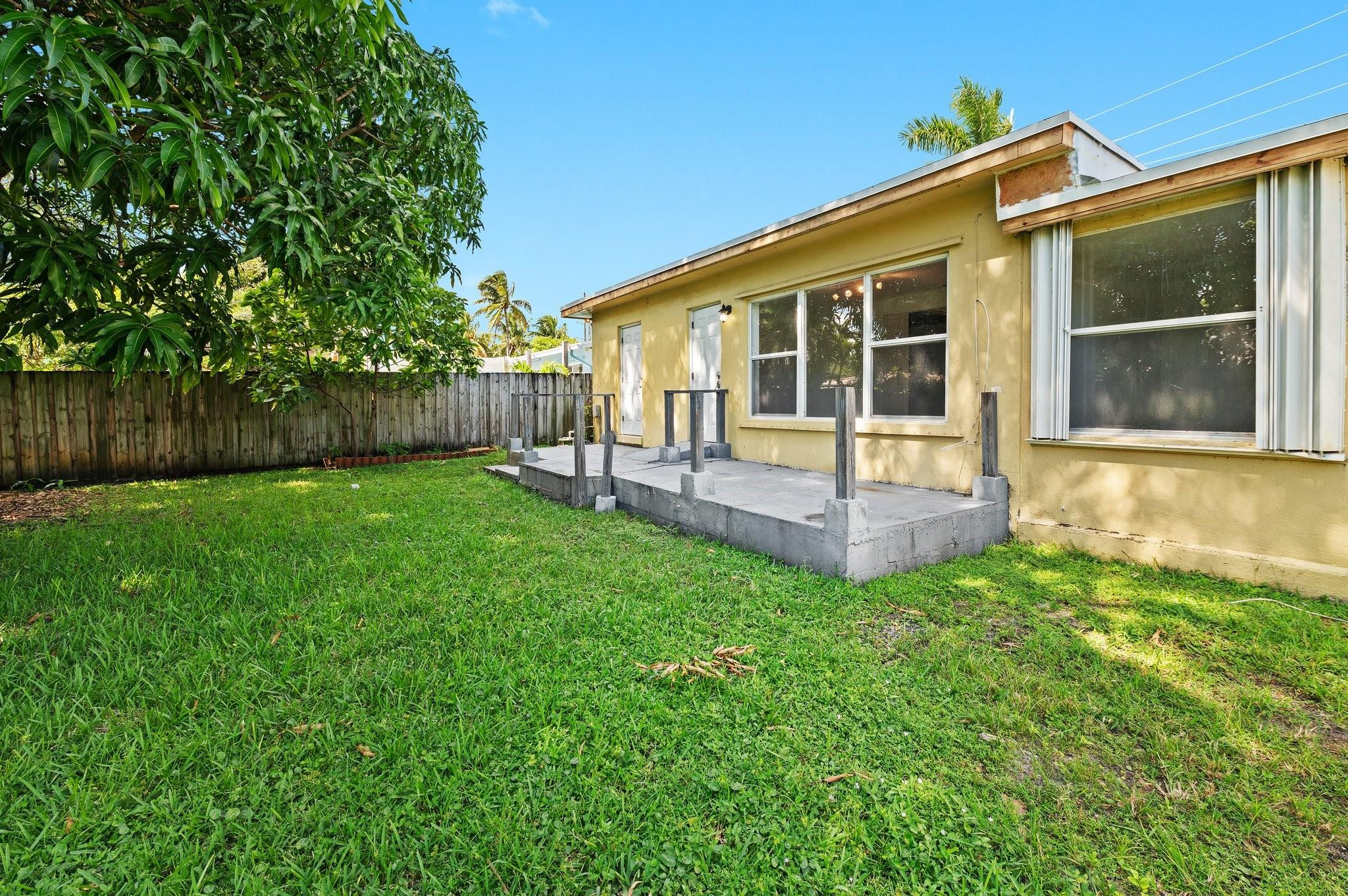 770 NW 38th Street