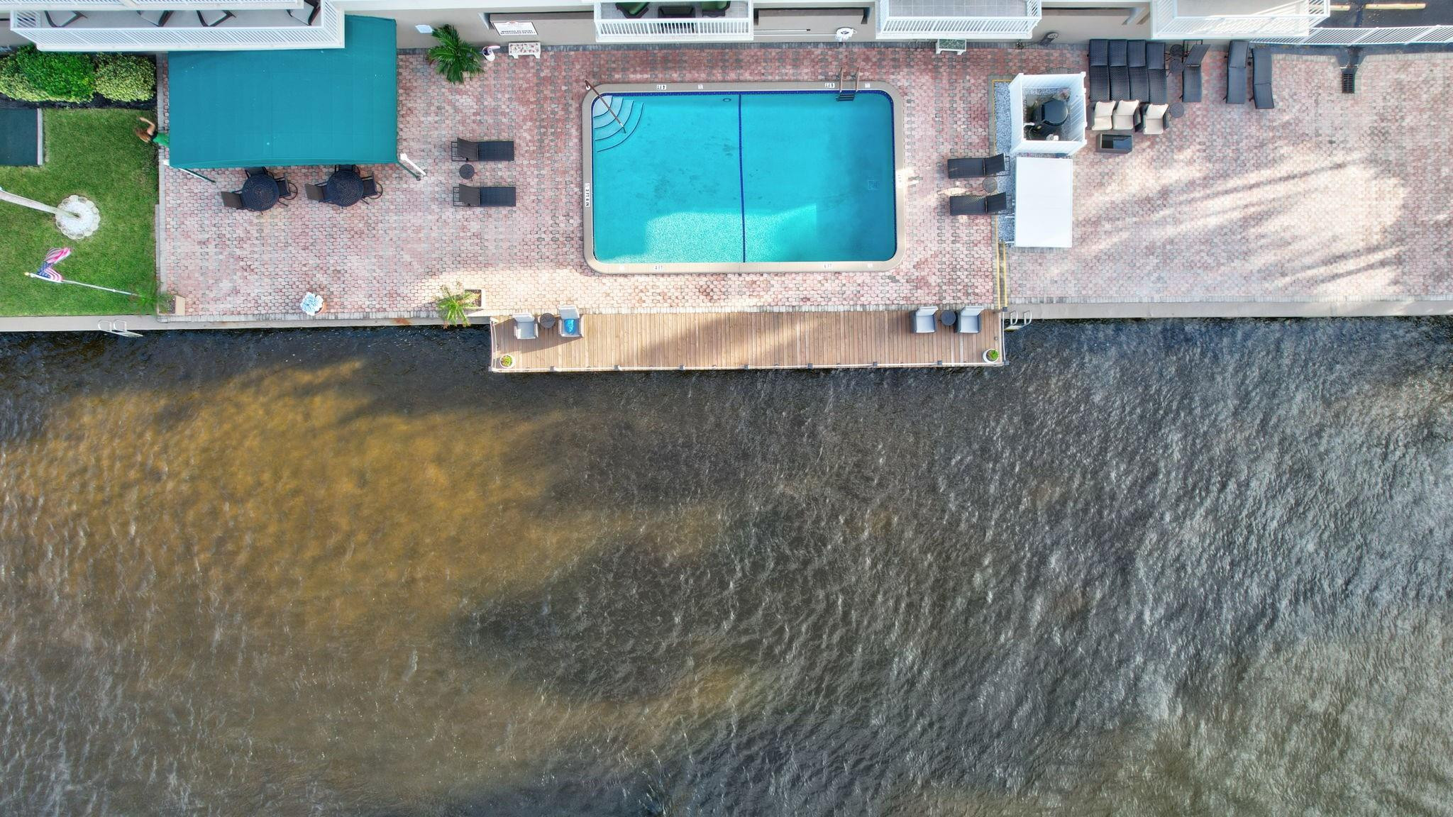 2611 N Riverside Drive 607