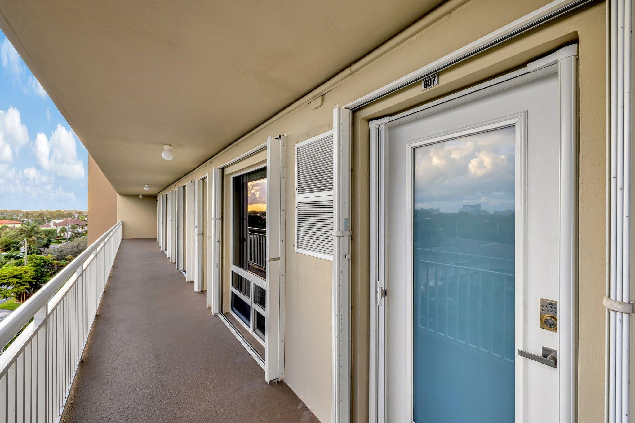 2611 N Riverside Drive 607
