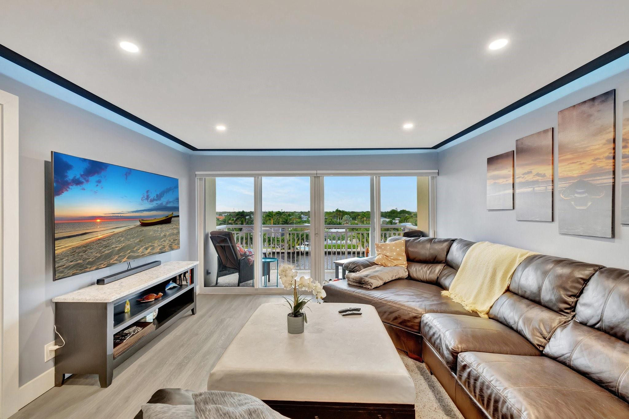 2611 N Riverside Drive 607
