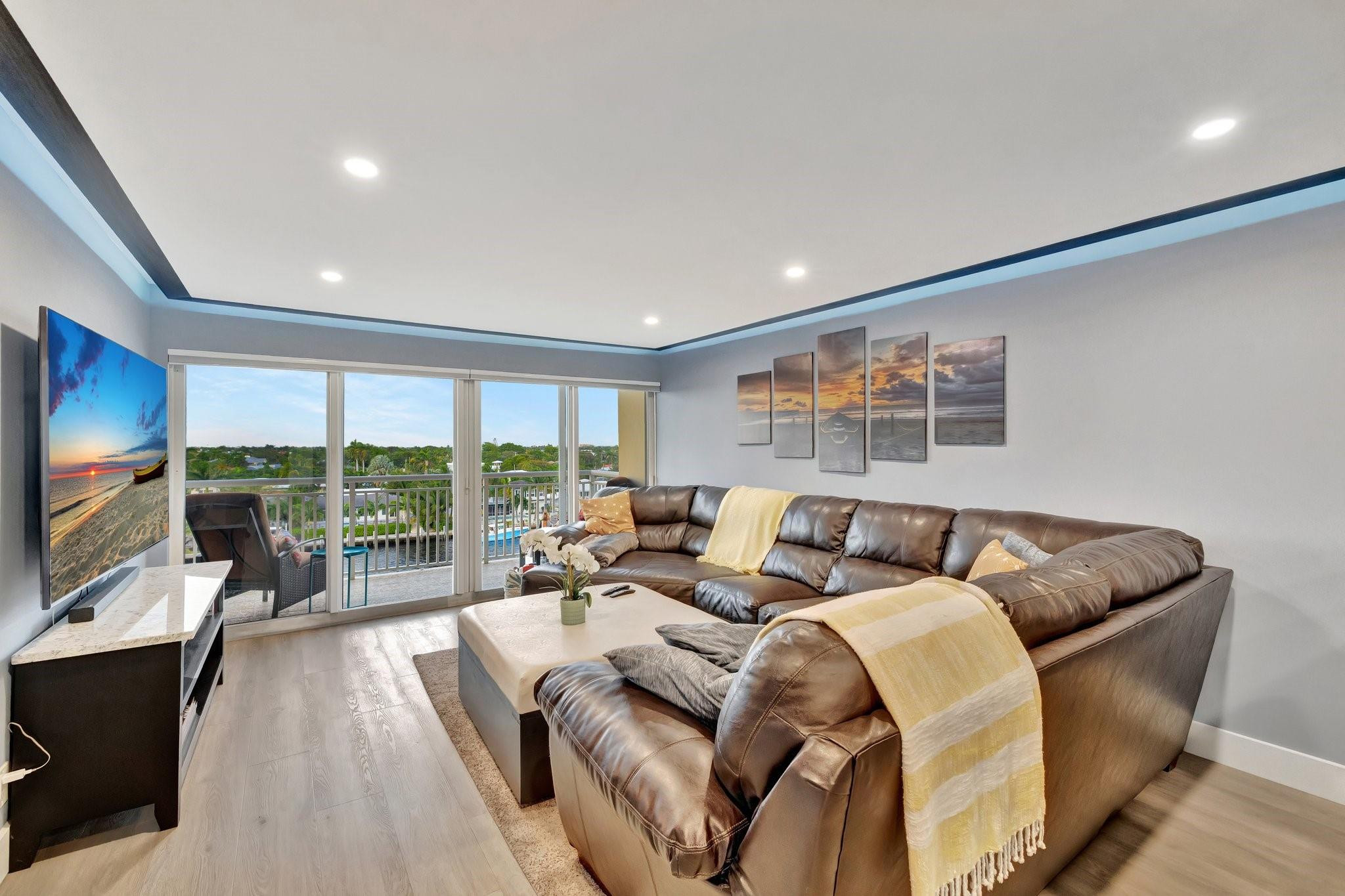 2611 N Riverside Drive 607