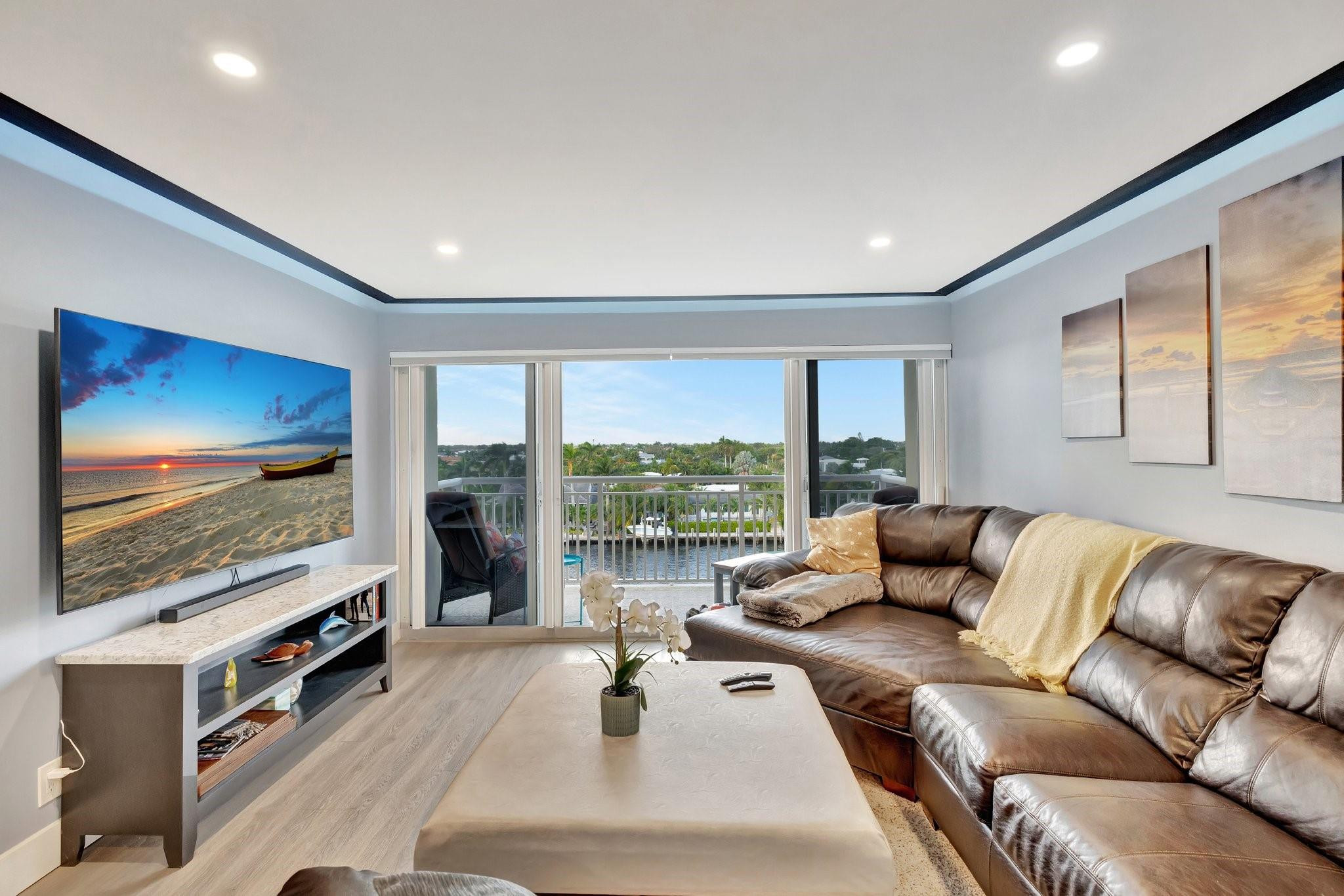2611 N Riverside Drive 607