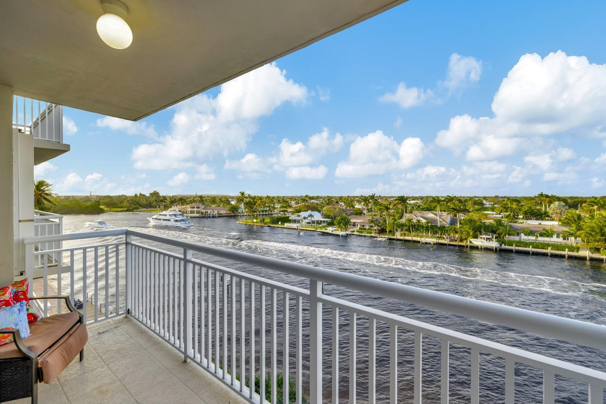2611 N Riverside Drive 607