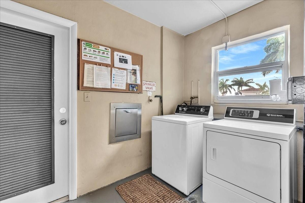 1332 Bayview Drive 405
