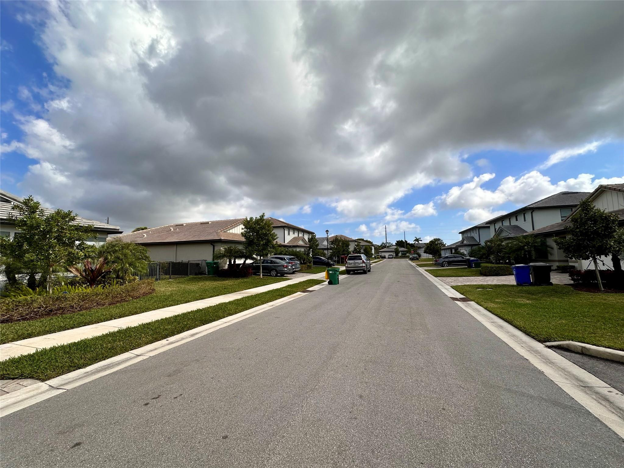 3165 Tamarind Drive