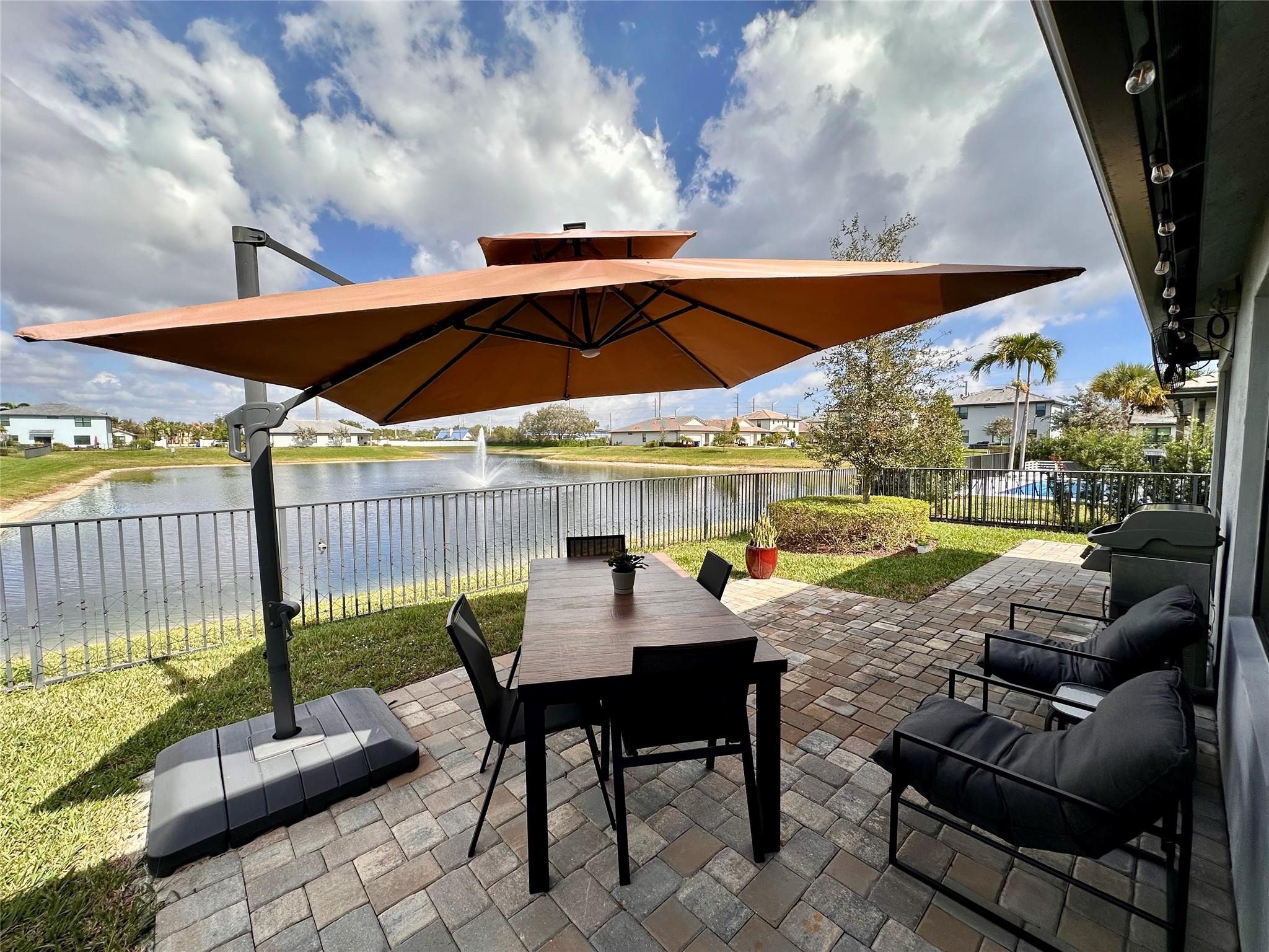 3165 Tamarind Drive