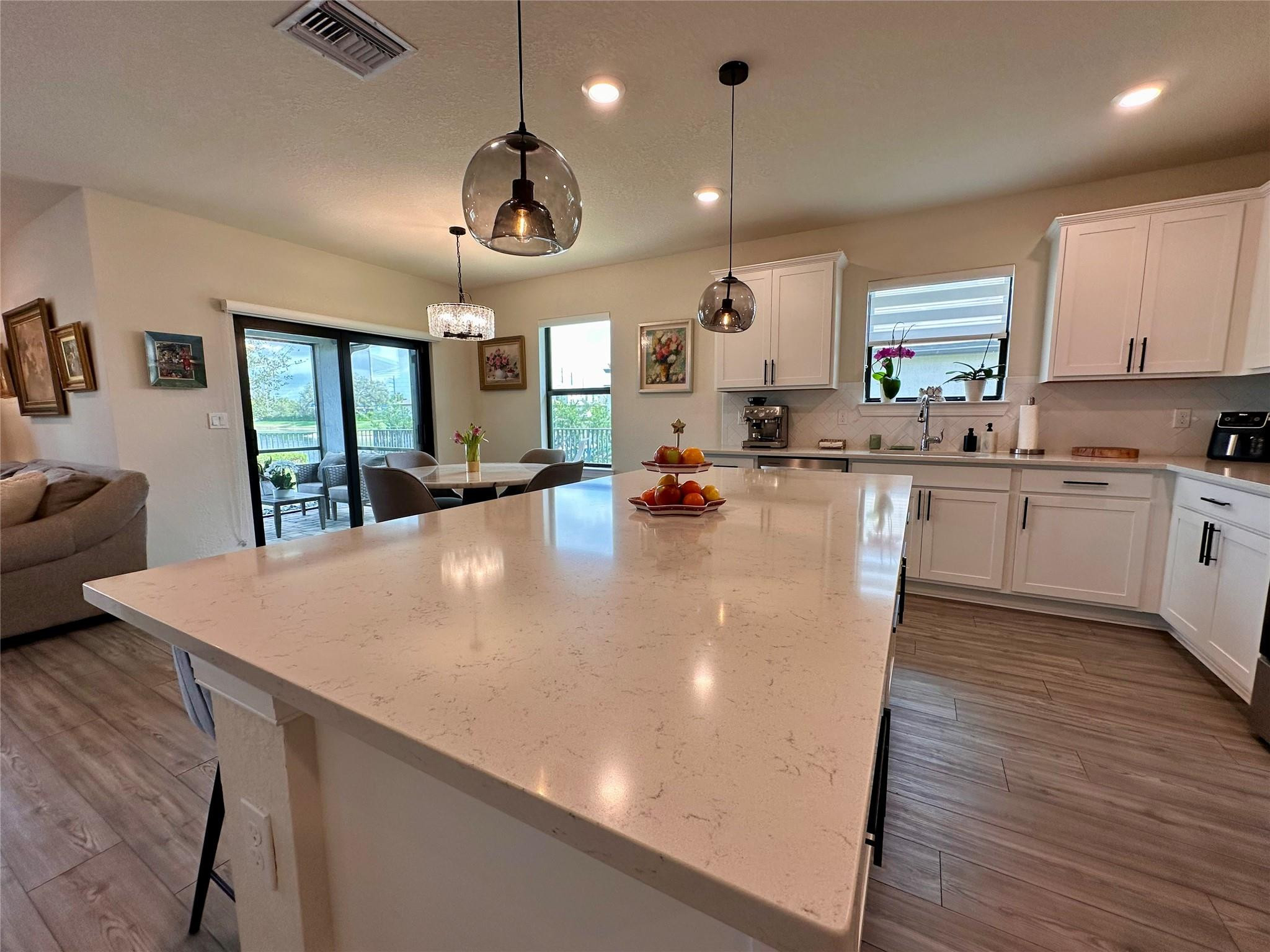 3165 Tamarind Drive