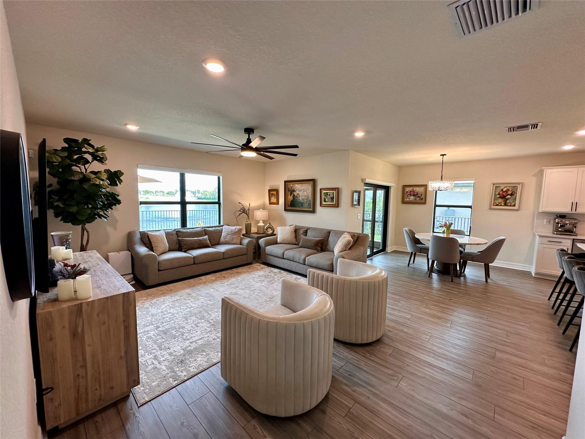3165 Tamarind Drive