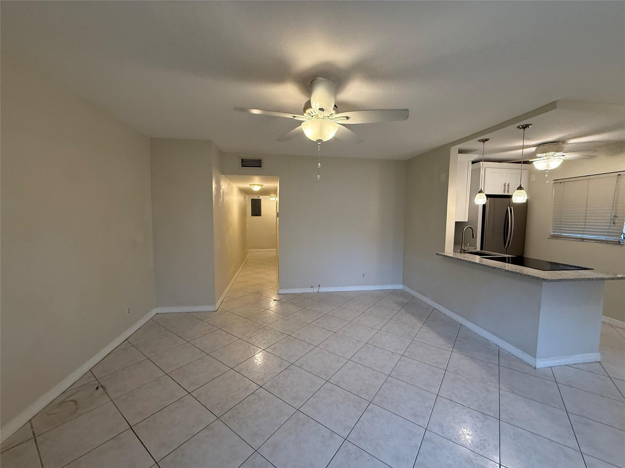 510 SW 15th Street 106