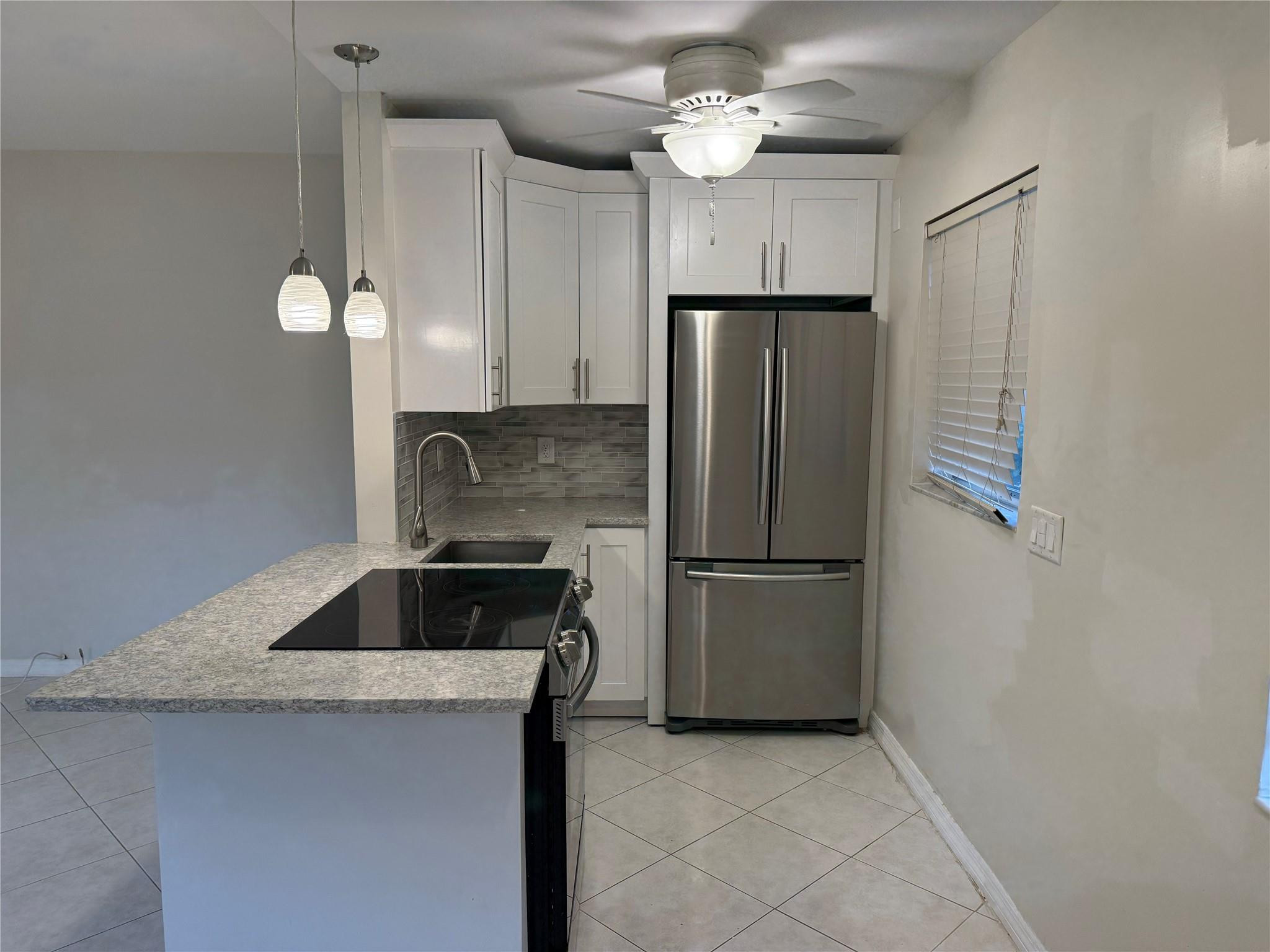 510 SW 15th Street 106