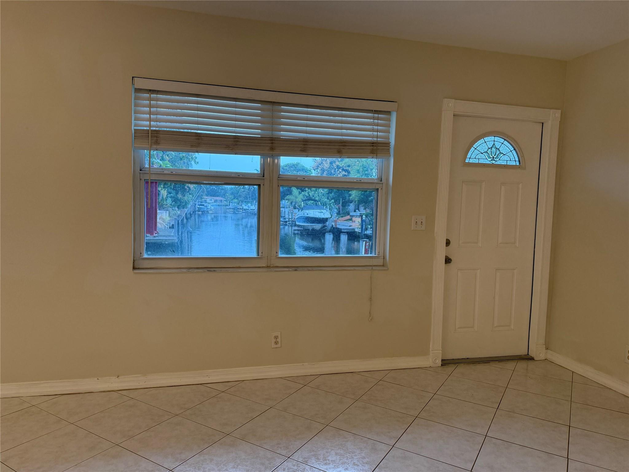 510 SW 15th Street 106