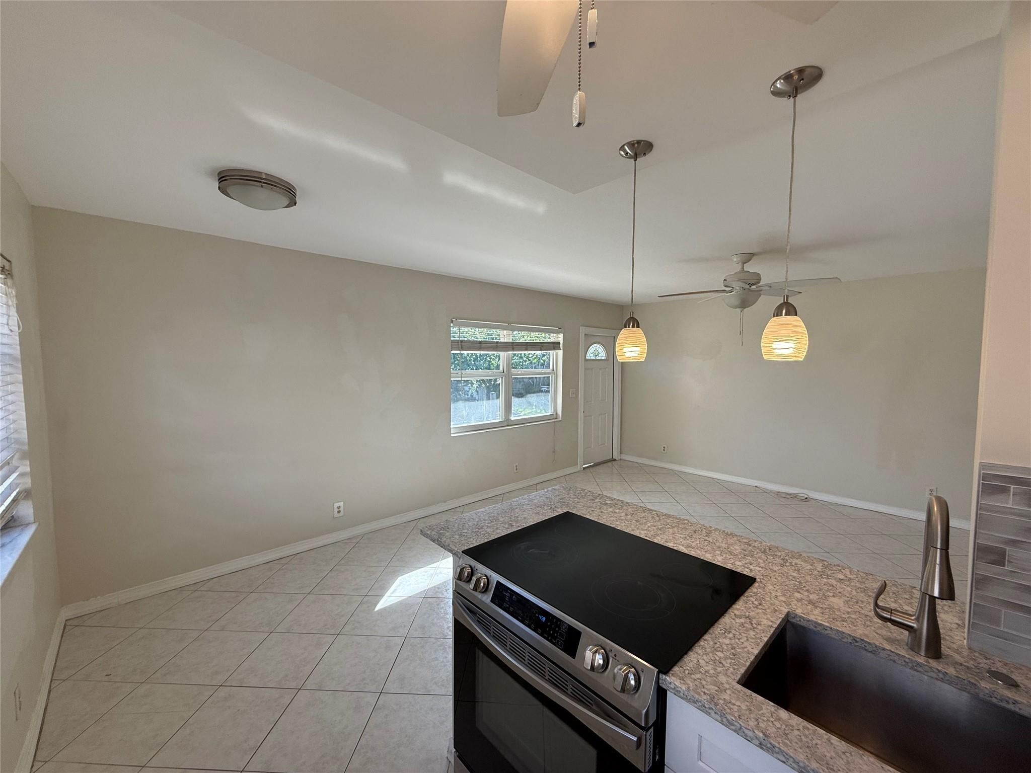 510 SW 15th Street 106