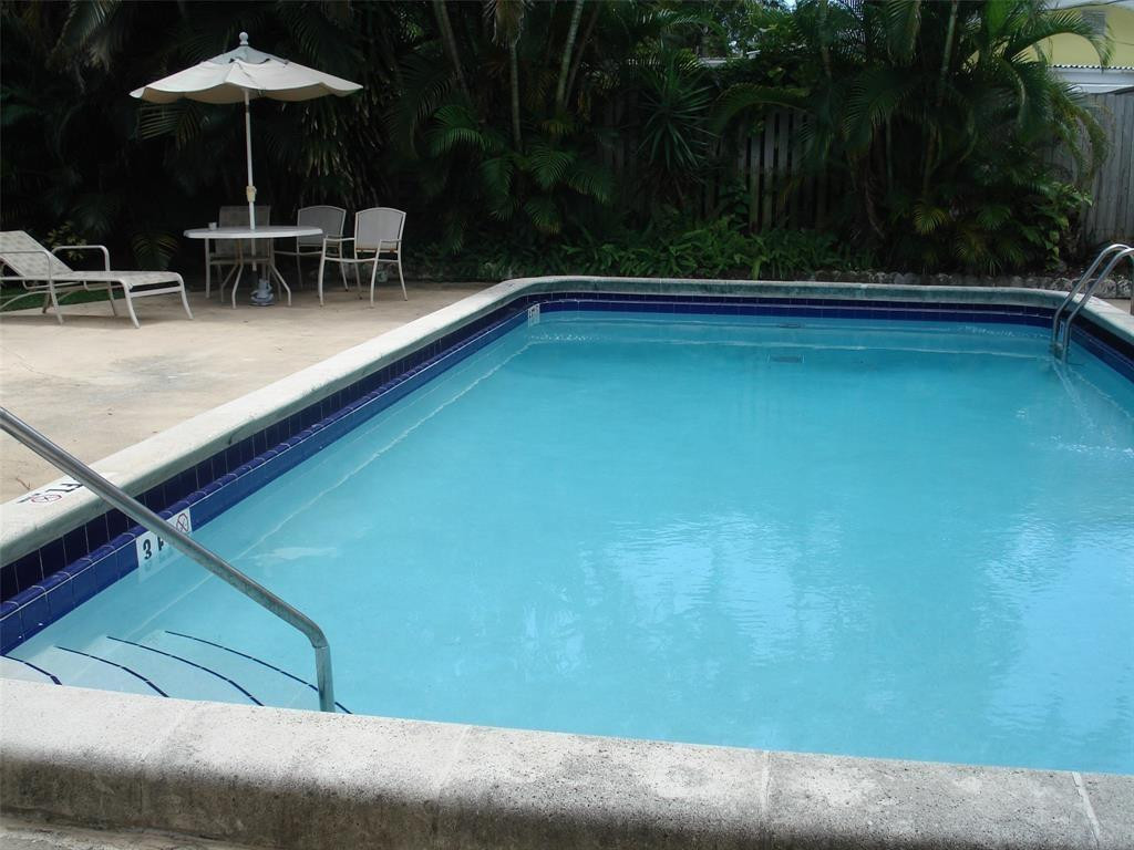 510 SW 15th Street 106