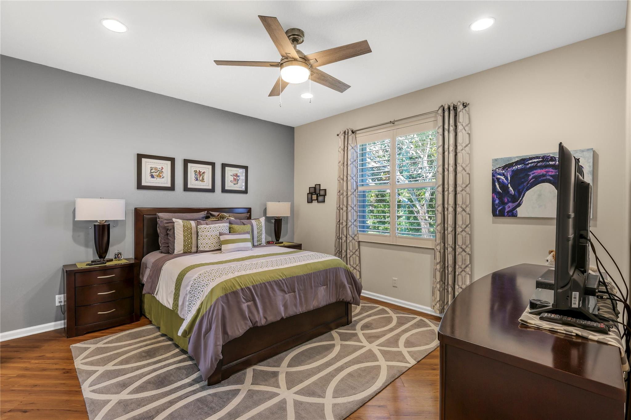 5743 Emerald Cay Terrace