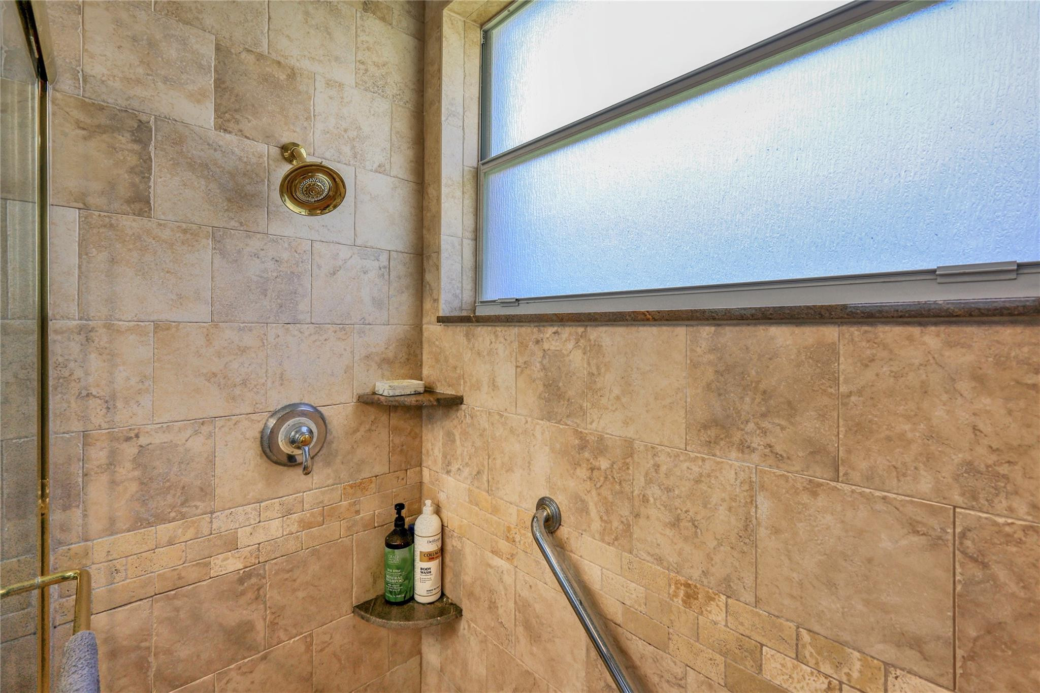 5743 Emerald Cay Terrace