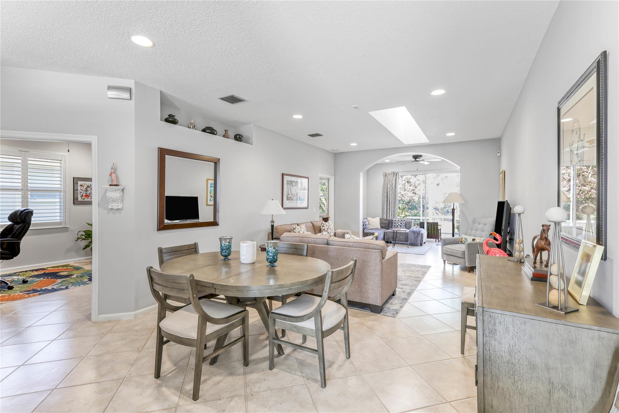 5743 Emerald Cay Terrace