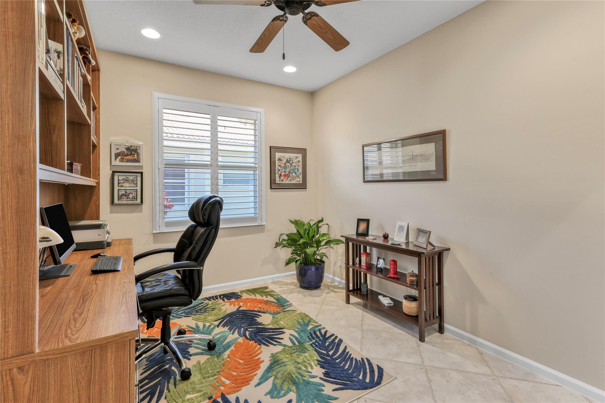 5743 Emerald Cay Terrace