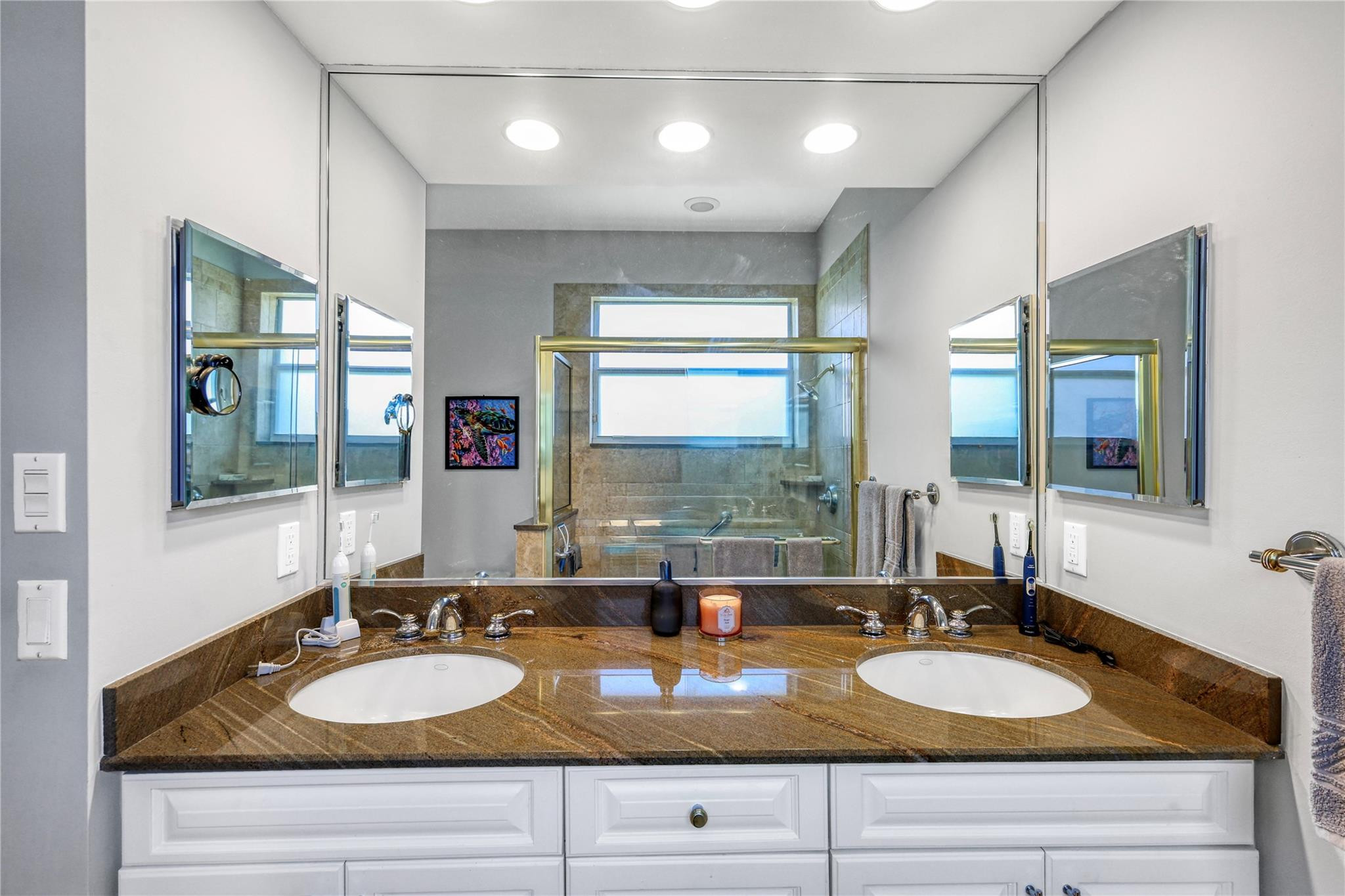 5743 Emerald Cay Terrace