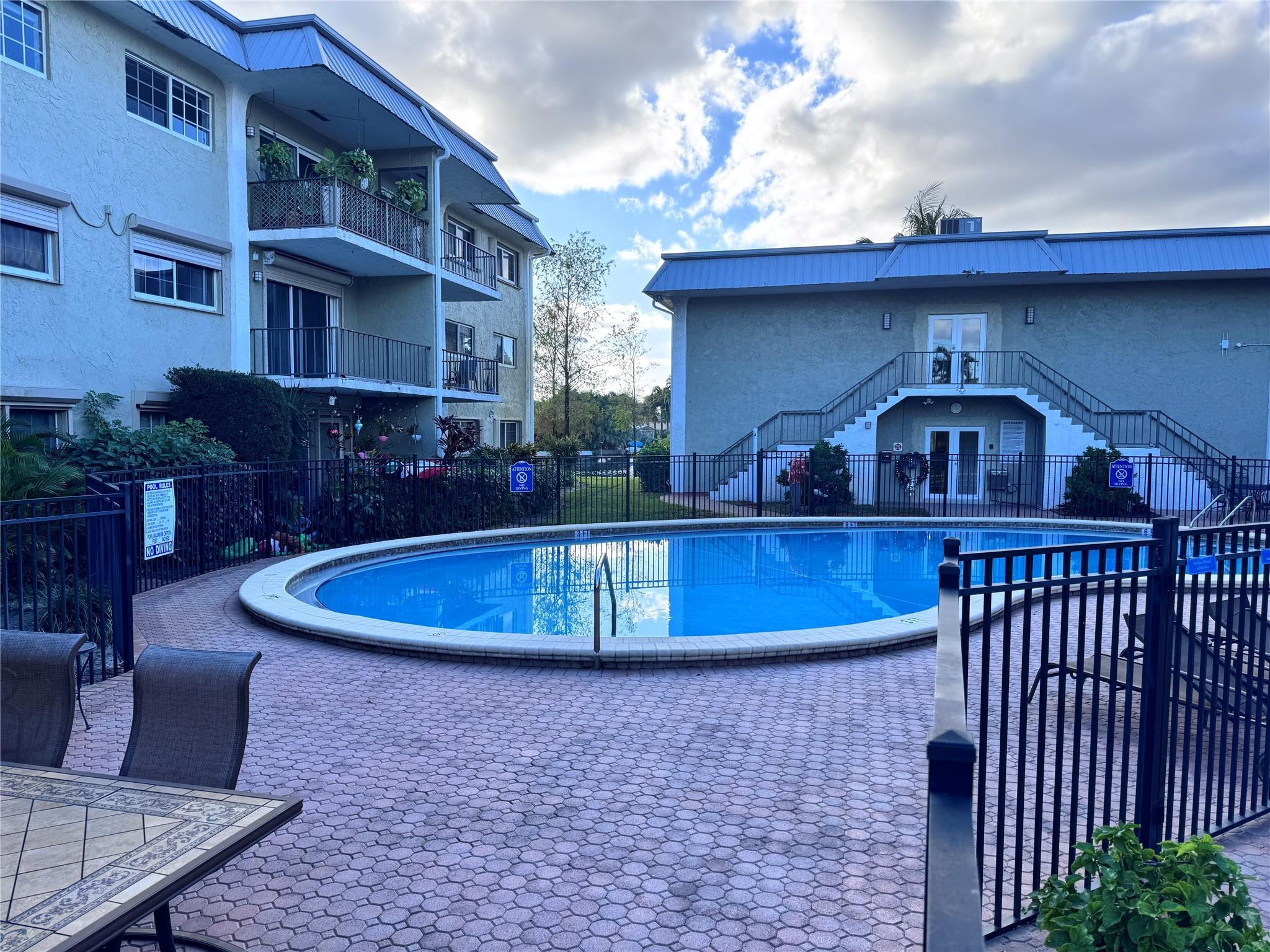 3004 NE 5th Terrace 302-C