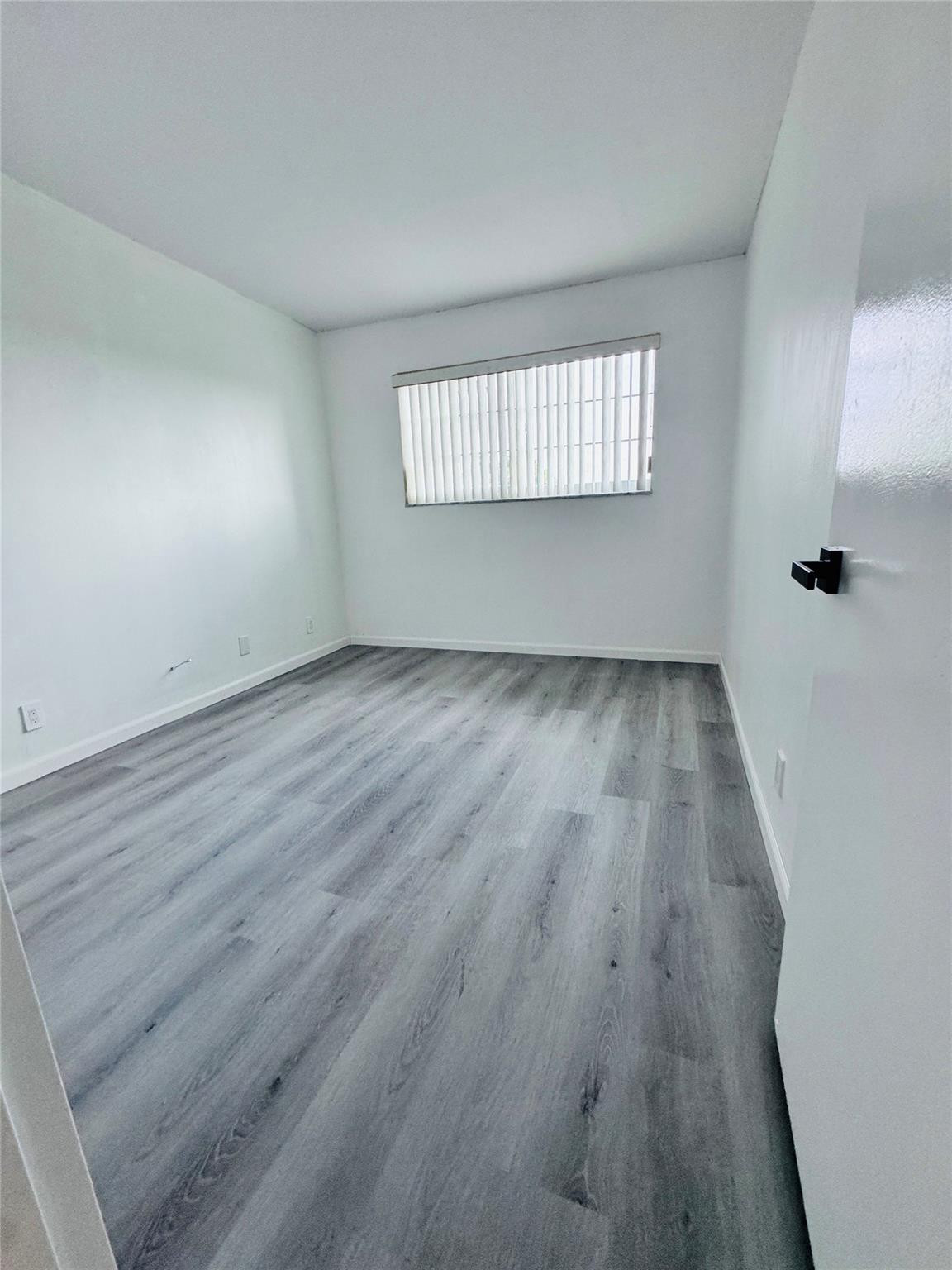 3004 NE 5th Terrace 302-C