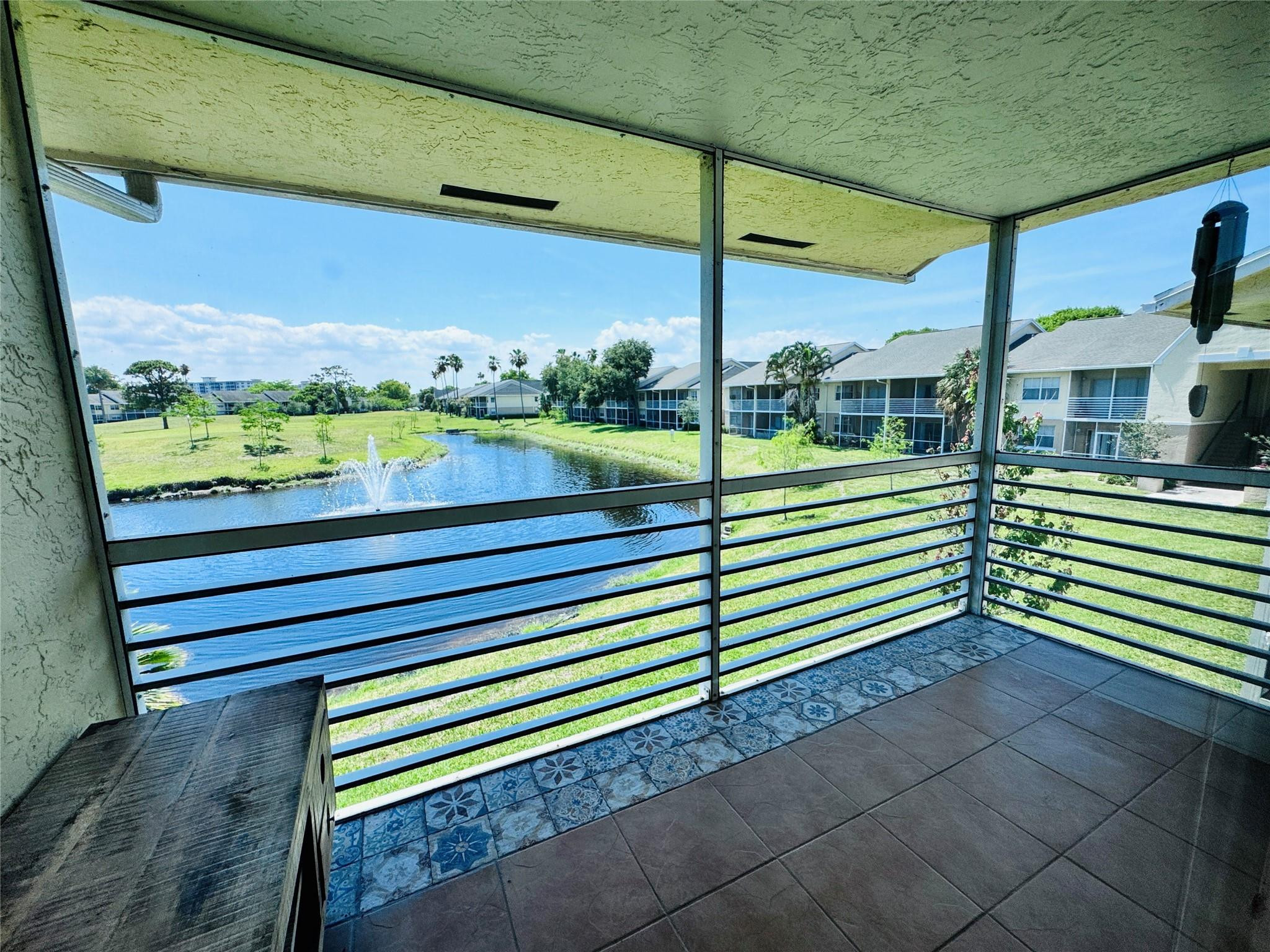 2827 N Course Drive 206