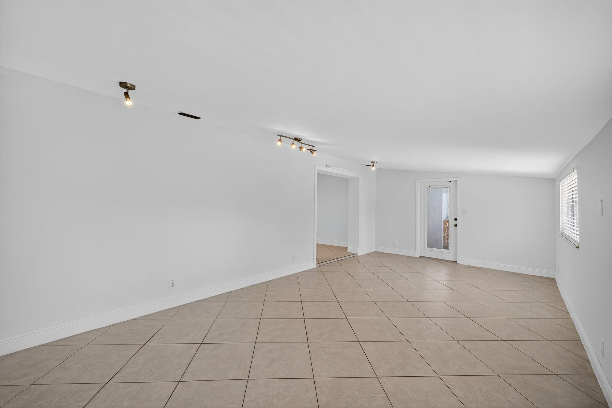 316 NW 24th Street
