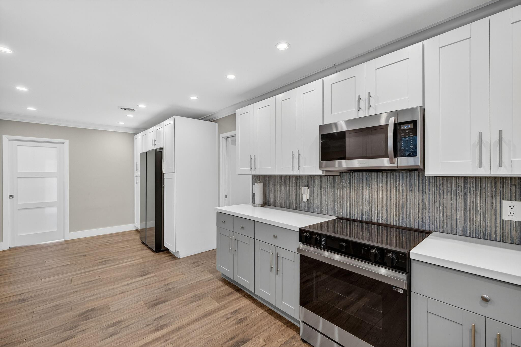 380 NW 35th Court