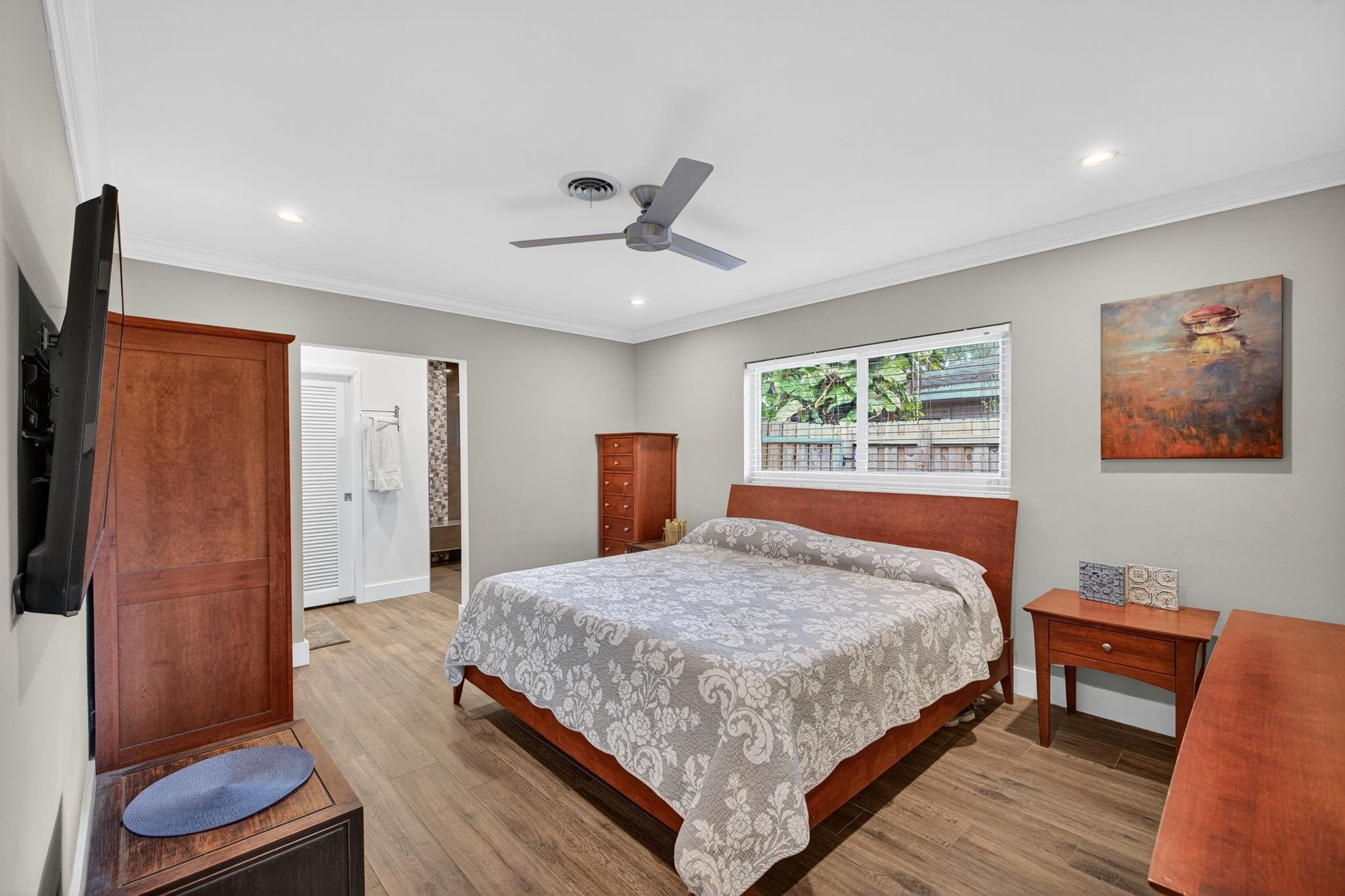 380 NW 35th Court