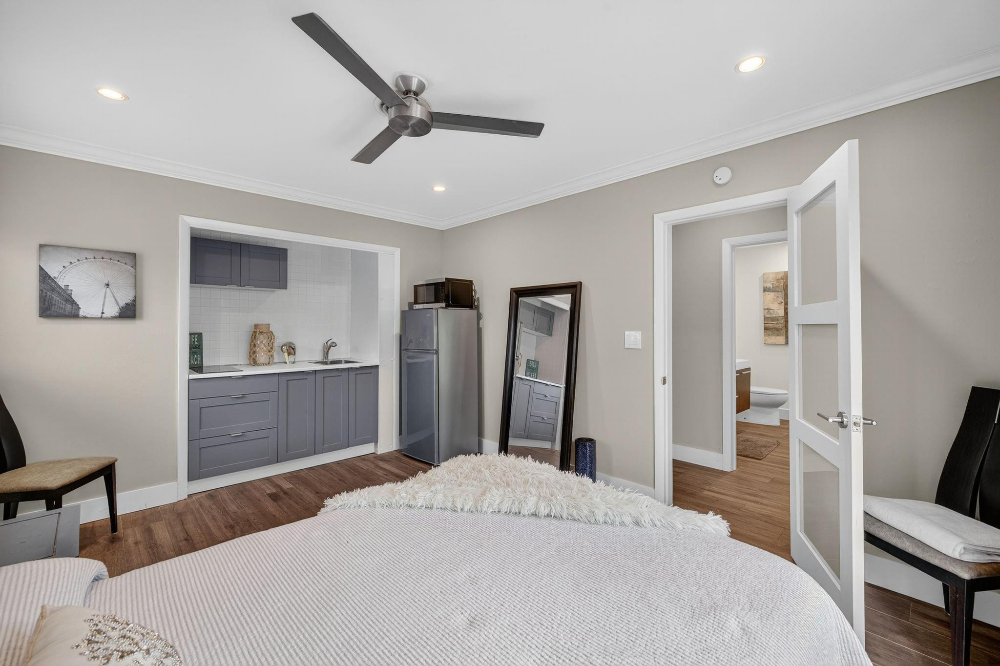 380 NW 35th Court