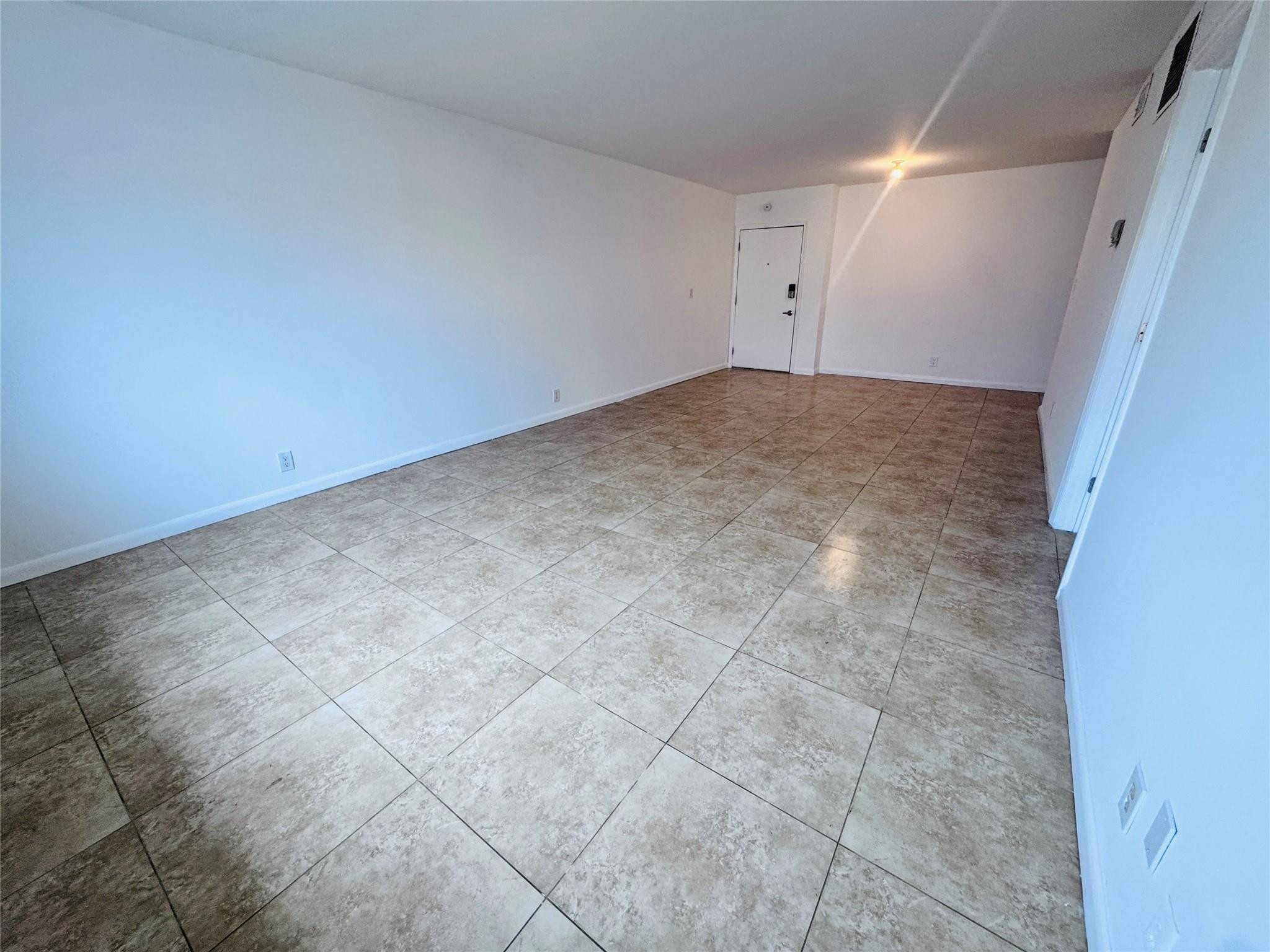9 NE 19th Court C215