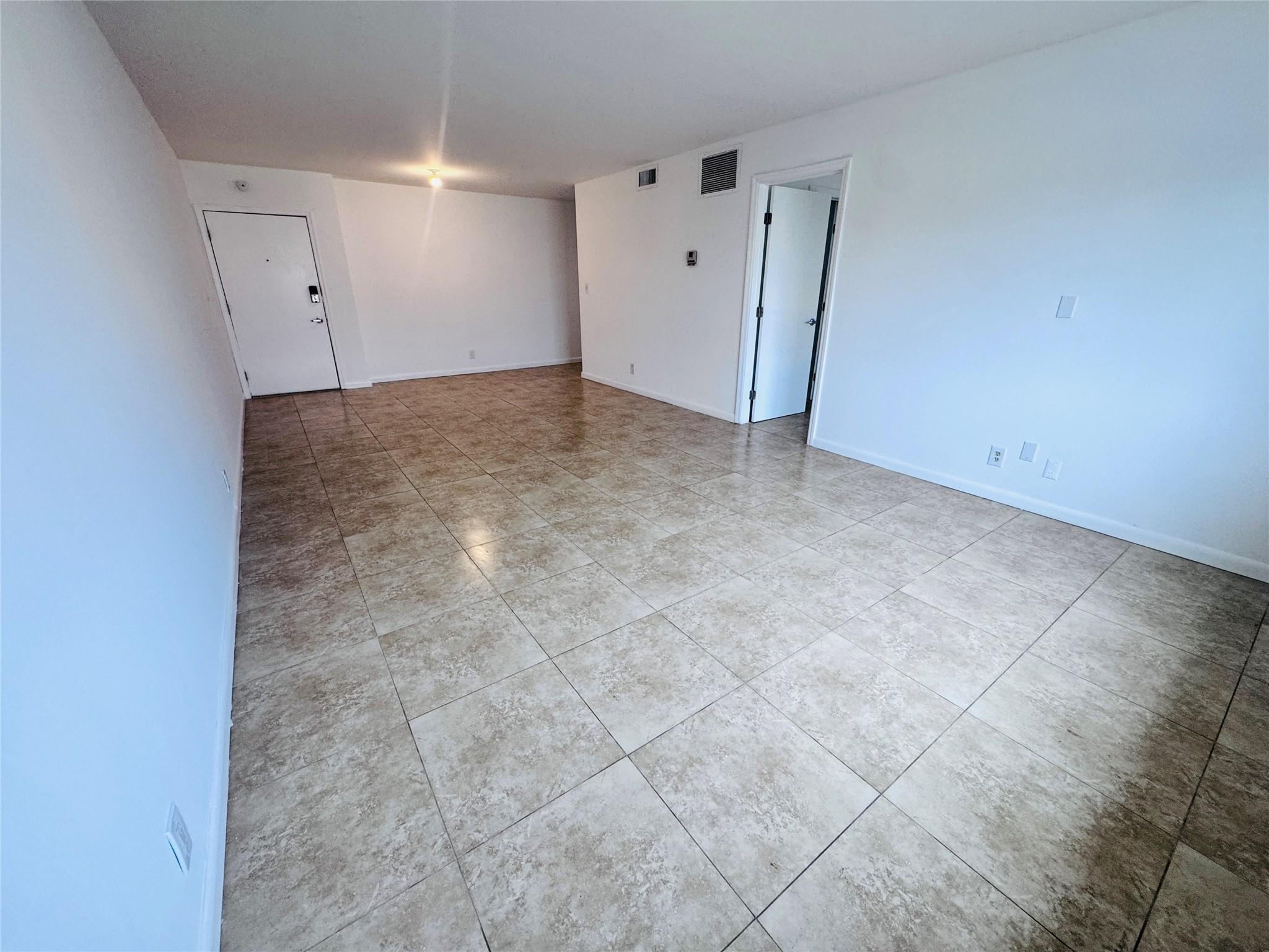 9 NE 19th Court C215