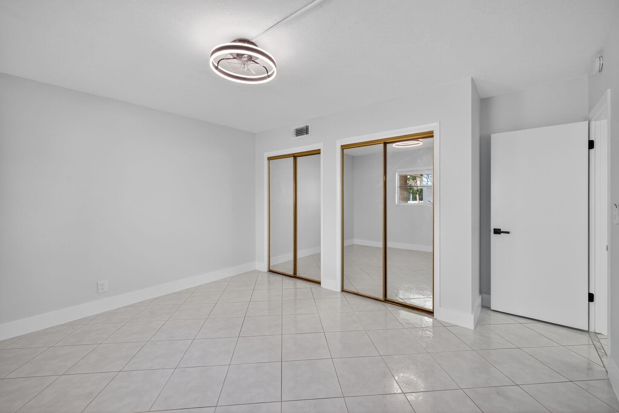 510 SW 15th Street 106
