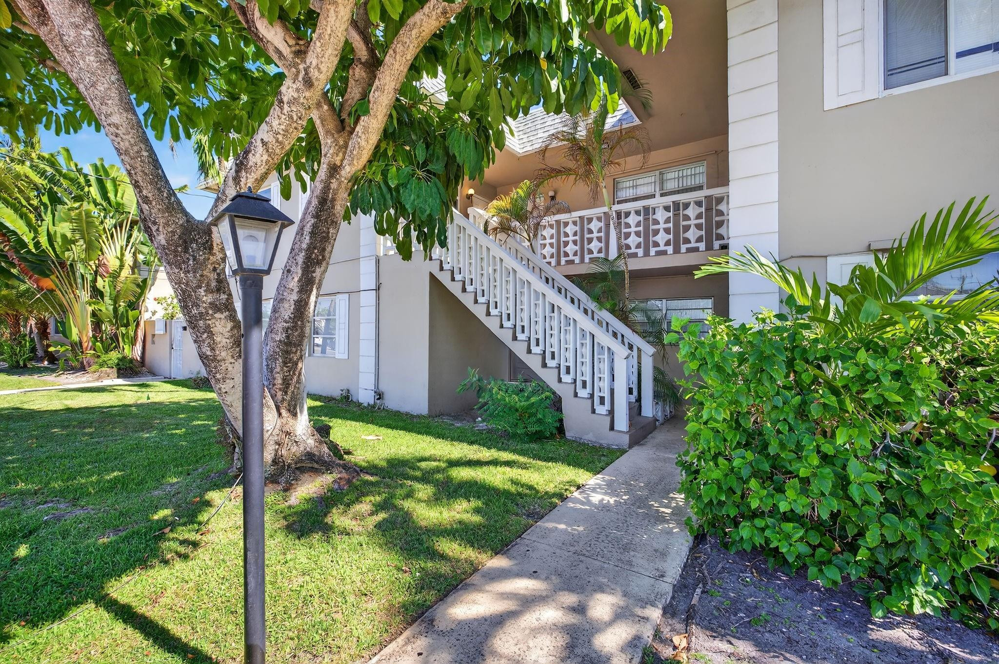 510 SW 15th Street 106
