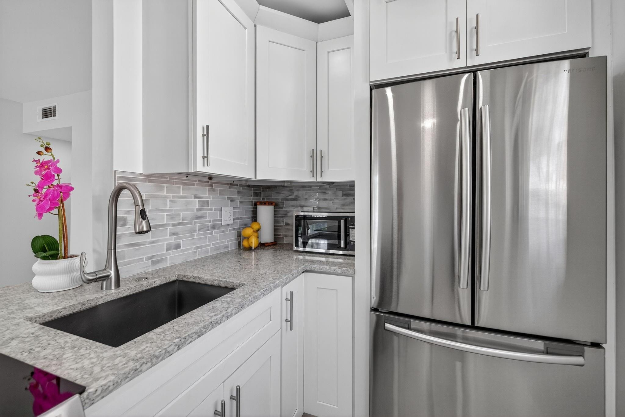 510 SW 15th Street 106