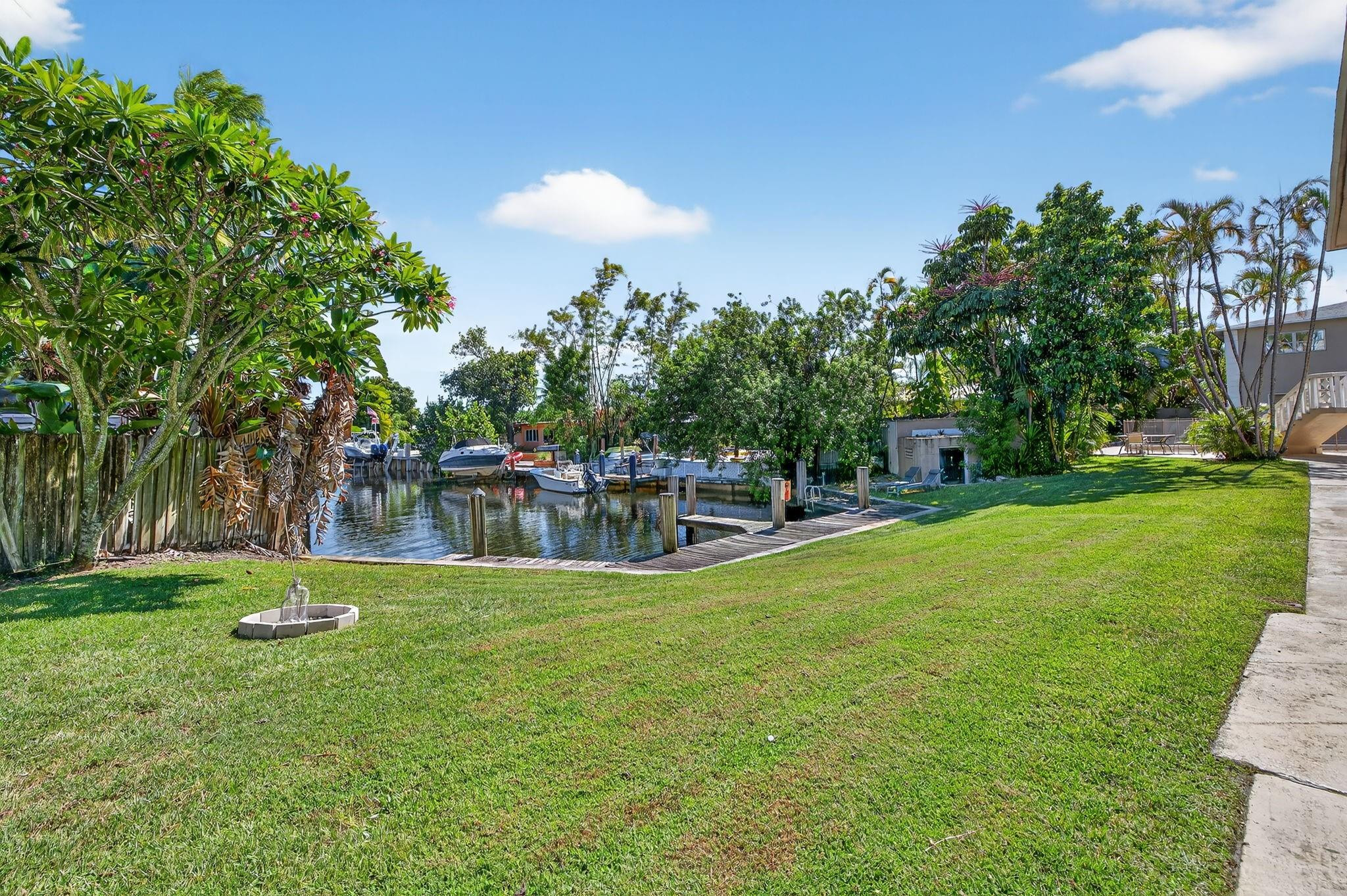 510 SW 15th Street 106
