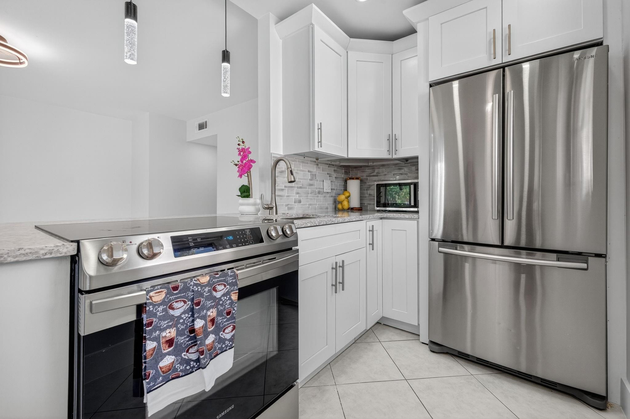 510 SW 15th Street 106