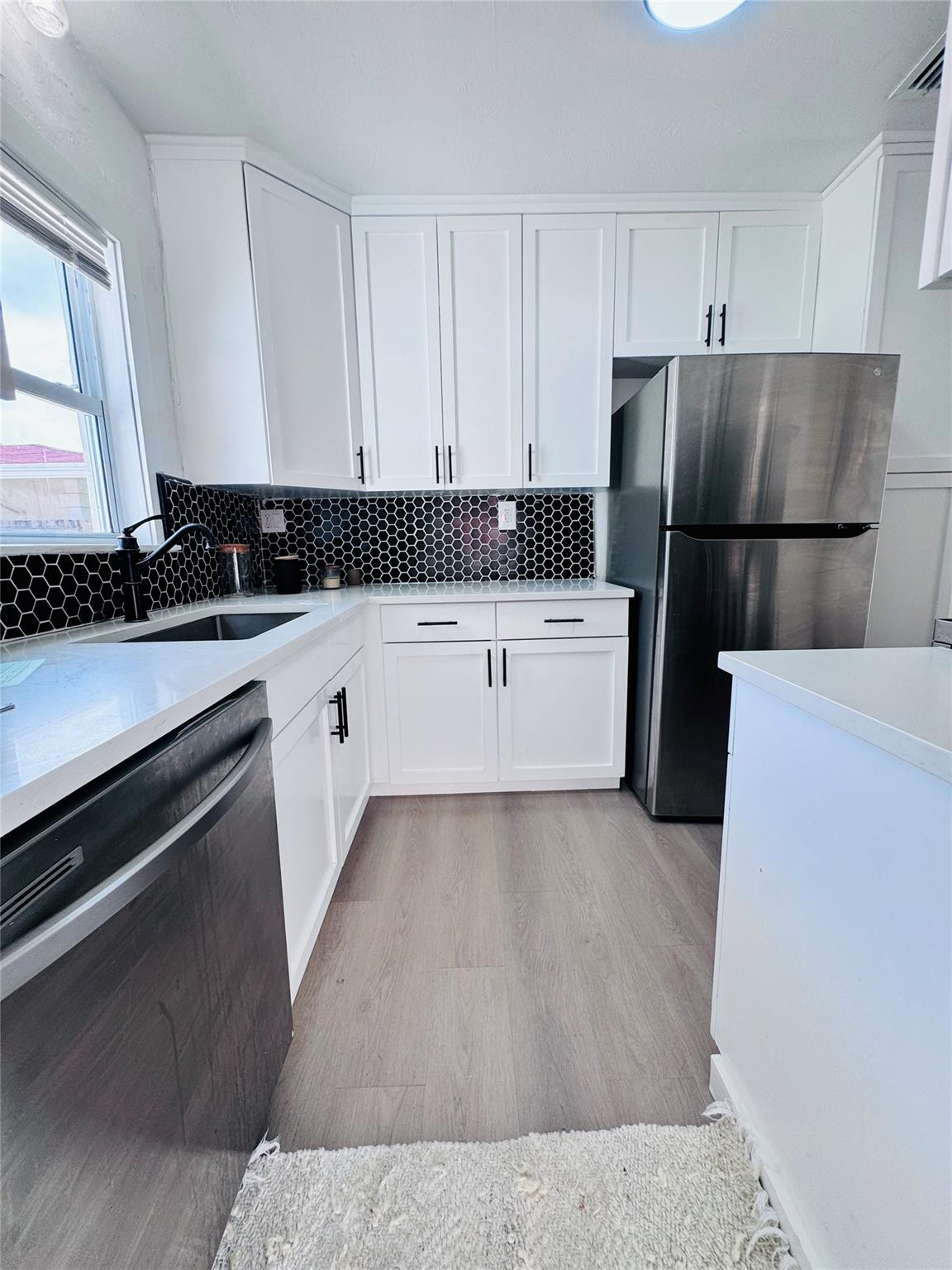 719 NE 38th Street